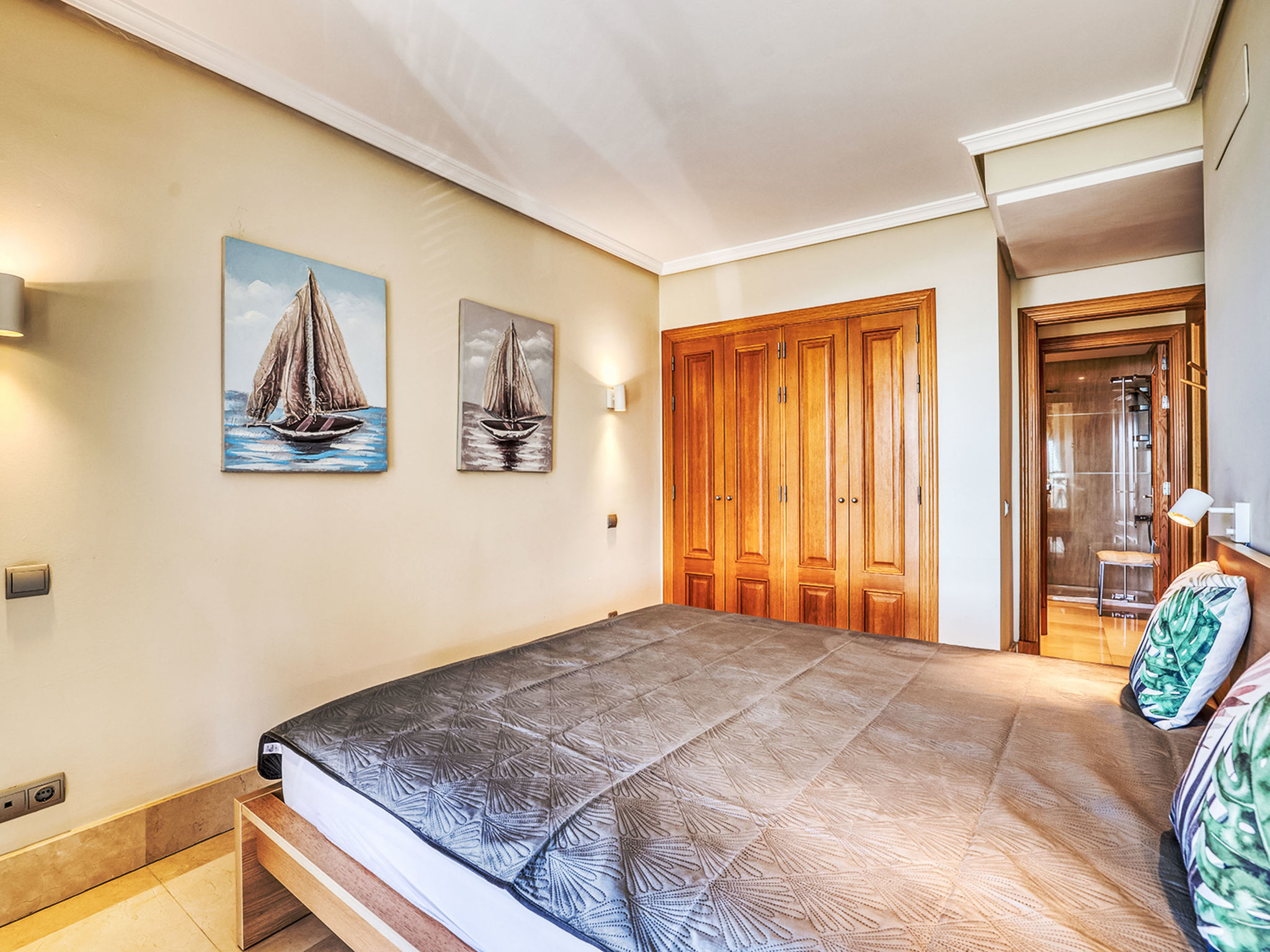 Balcon al Mar - Inside