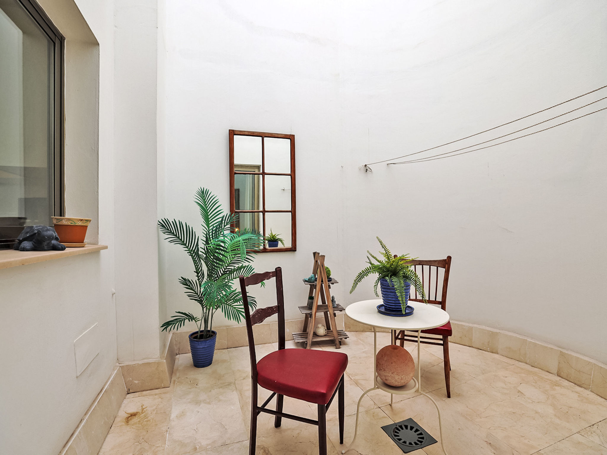 Balcon al Mar - Inside