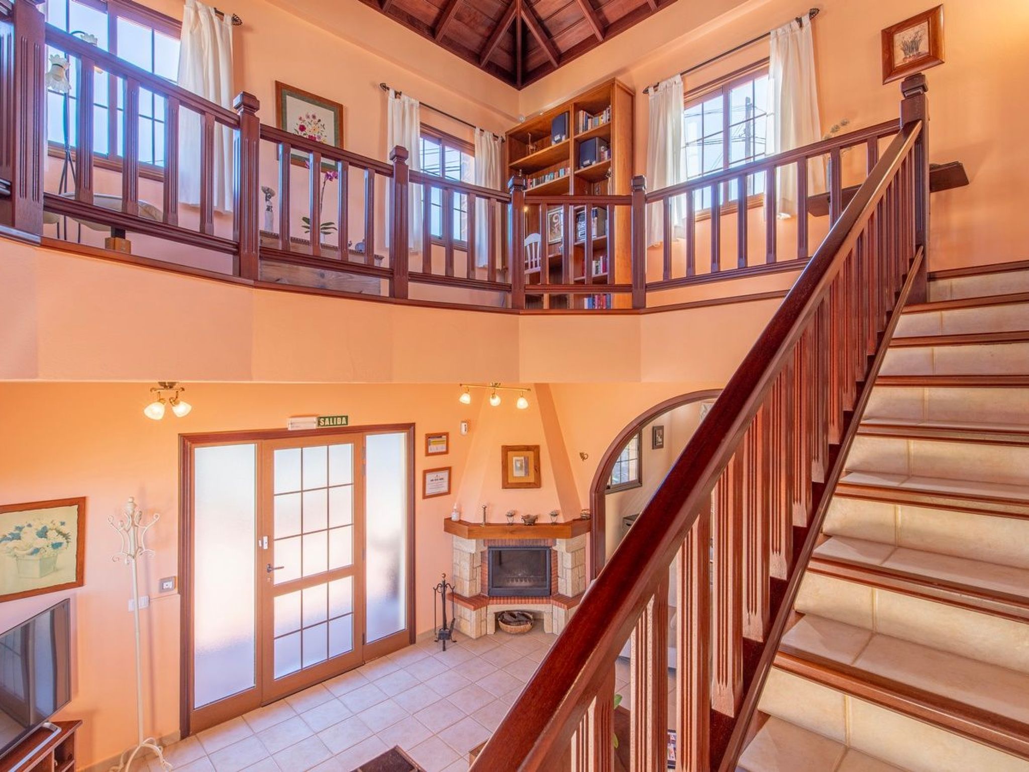 "Casa Nieves" mit Sauna und Whirlpool-Binnen