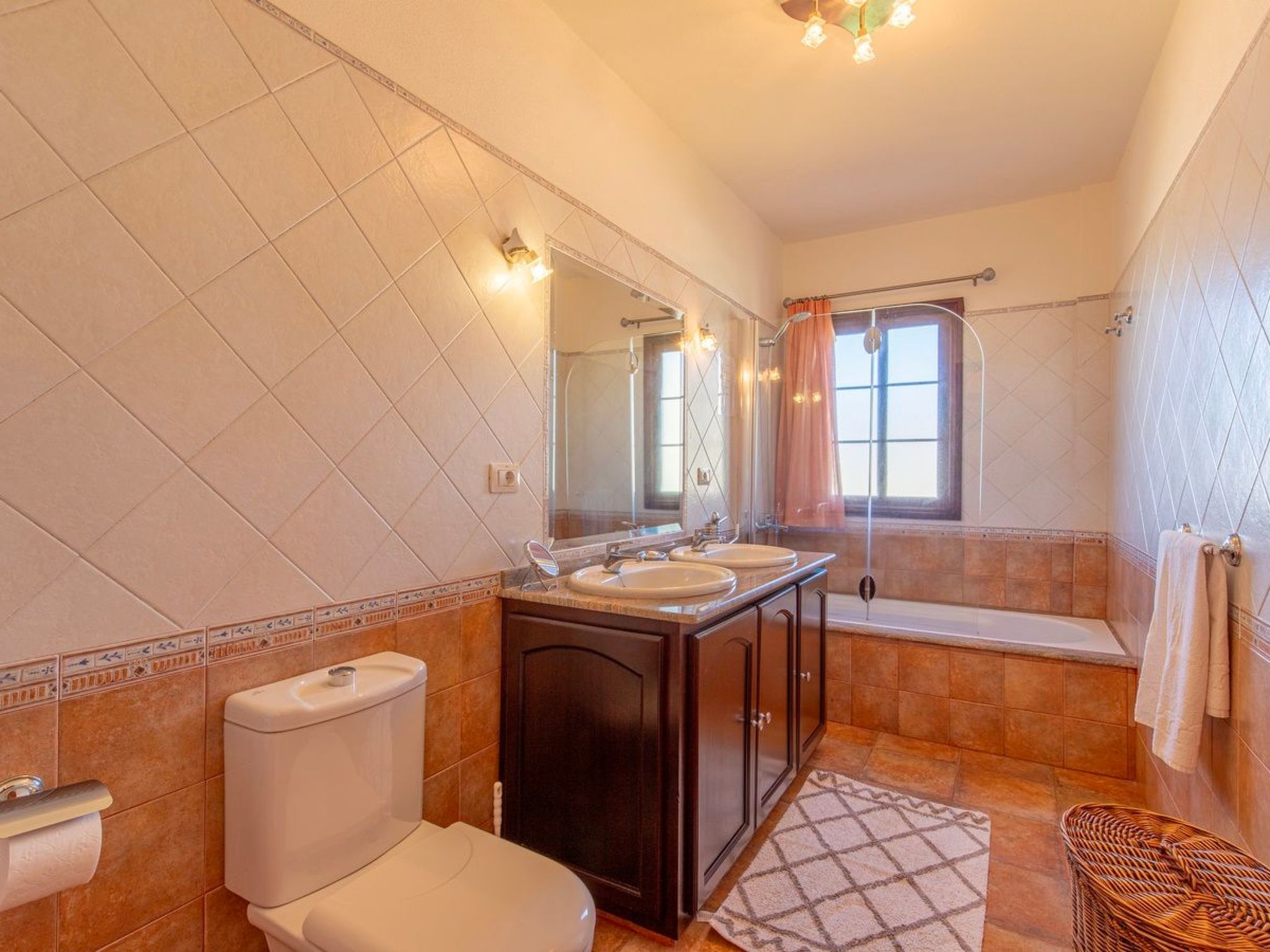 "Casa Nieves" mit Sauna und Whirlpool-Binnen