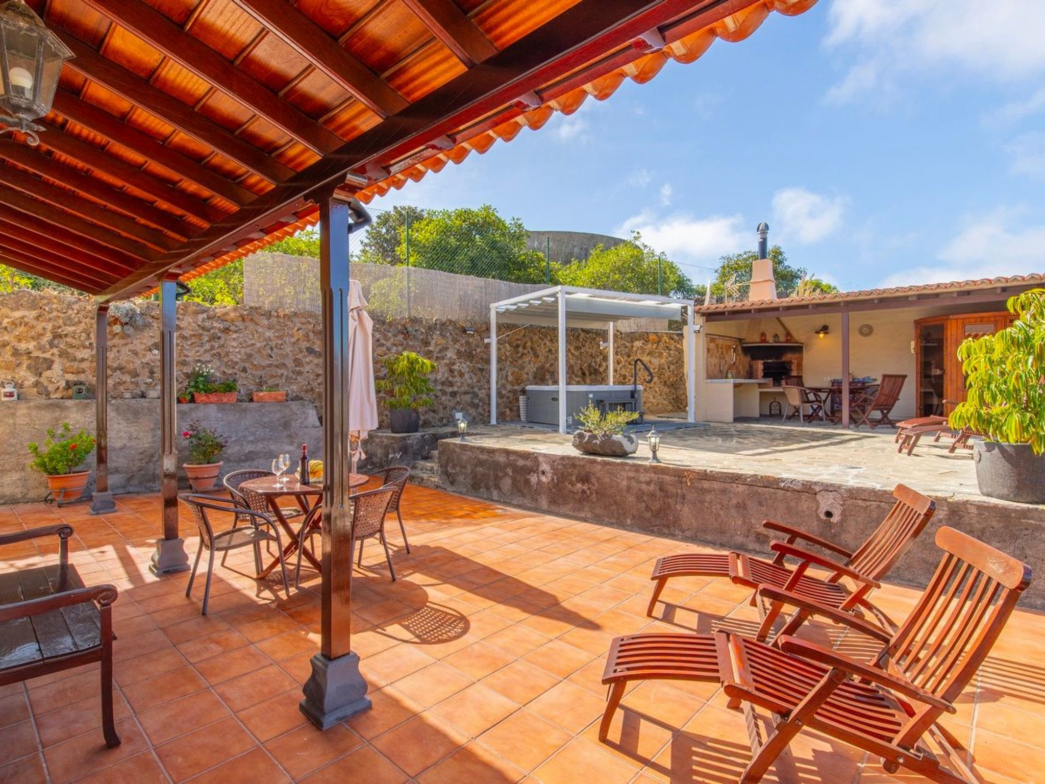 "Casa Nieves" mit Sauna und Whirlpool-Binnen