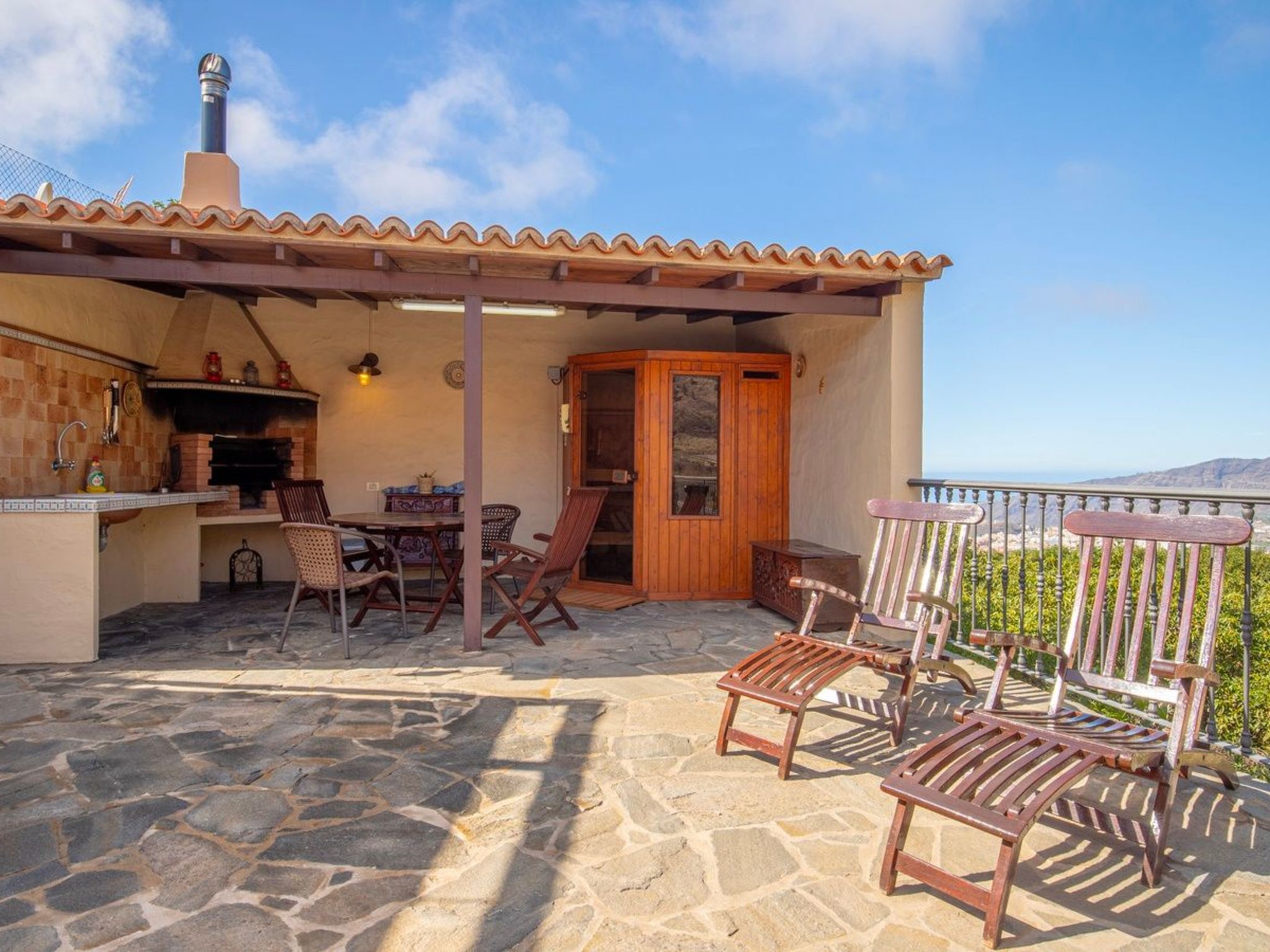 "Casa Nieves" mit Sauna und Whirlpool-Binnen