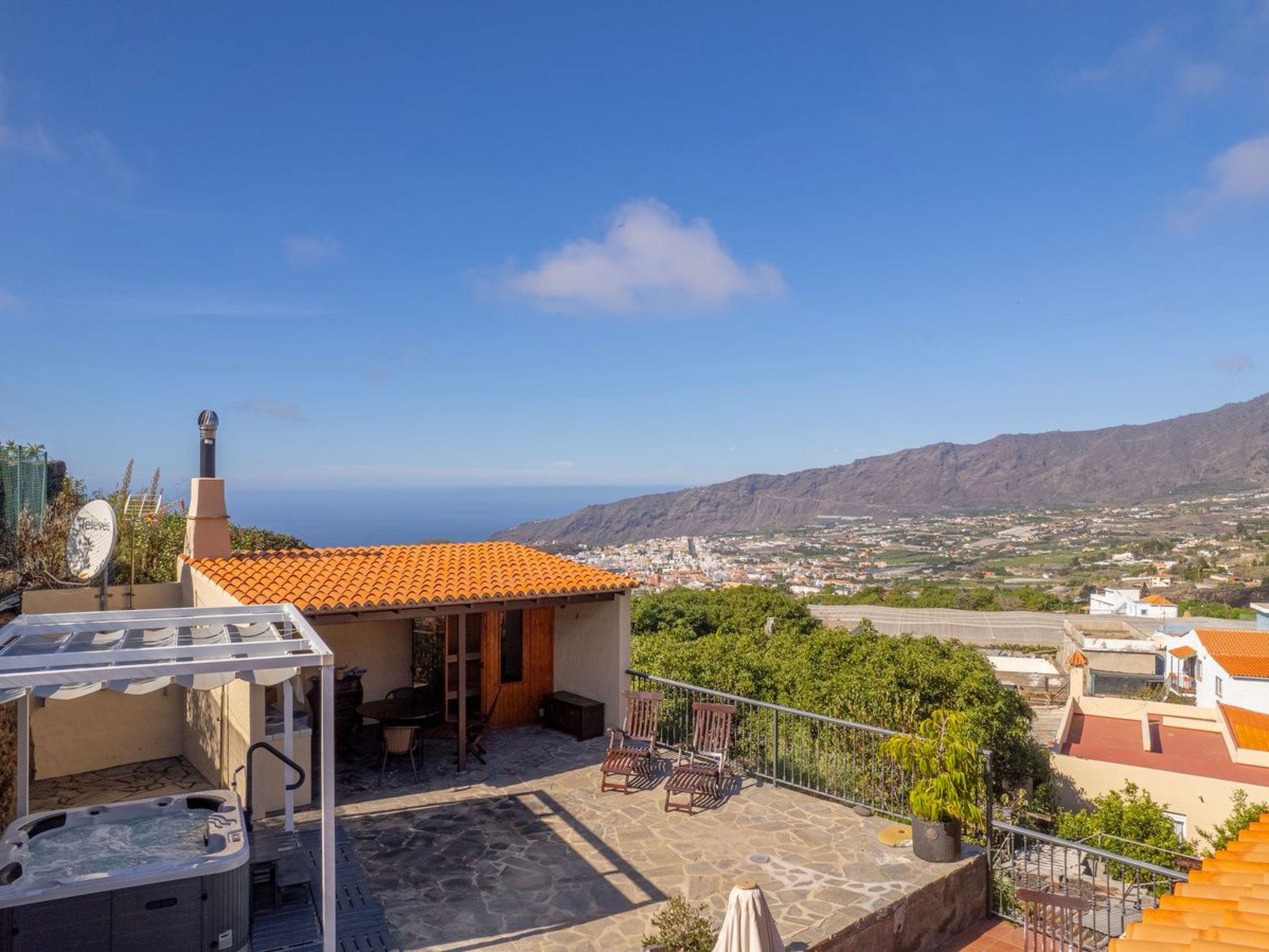 'Casa Nieves' mit Sauna und Whirlpool