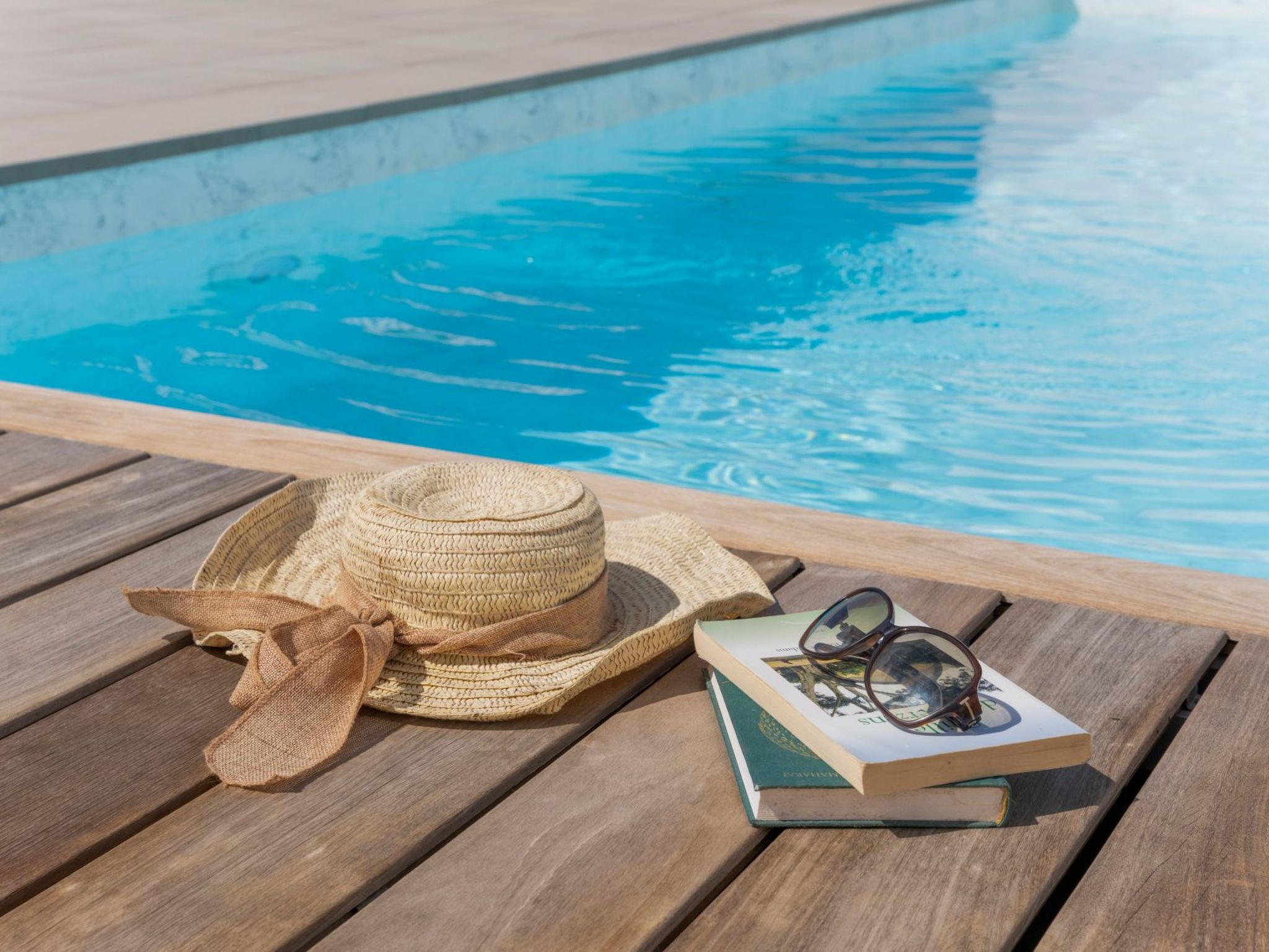 Schönes Appartement Pool und Strand — Pool Outdoor (2 of 14)