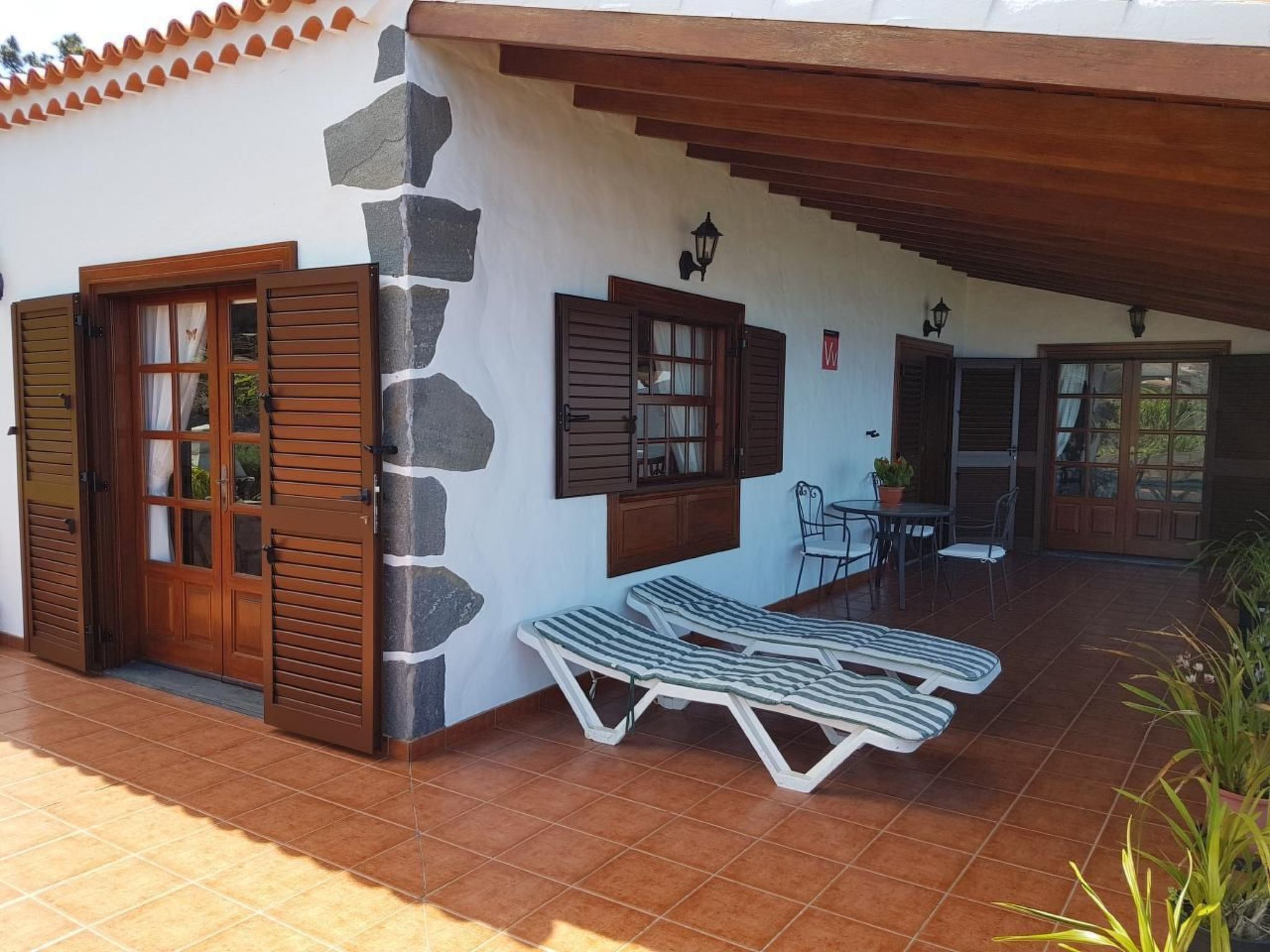 "Las Viñas" mit Wasserblick-Dedans