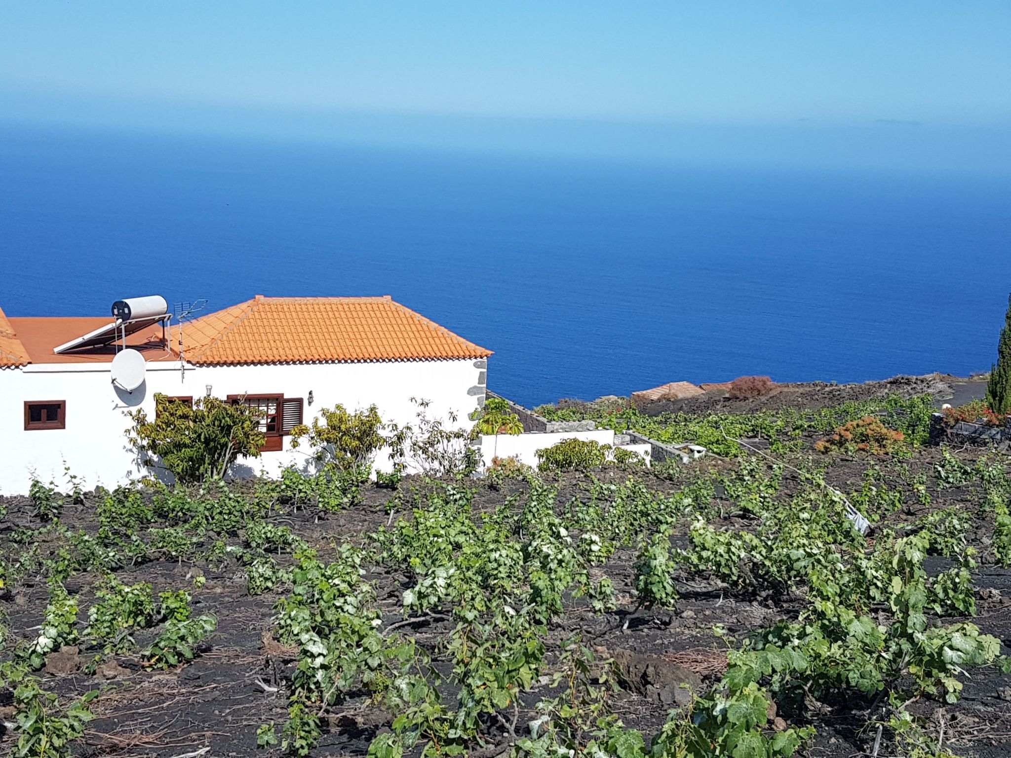 Mit Garten und wunderbarer Aussicht-Binnen