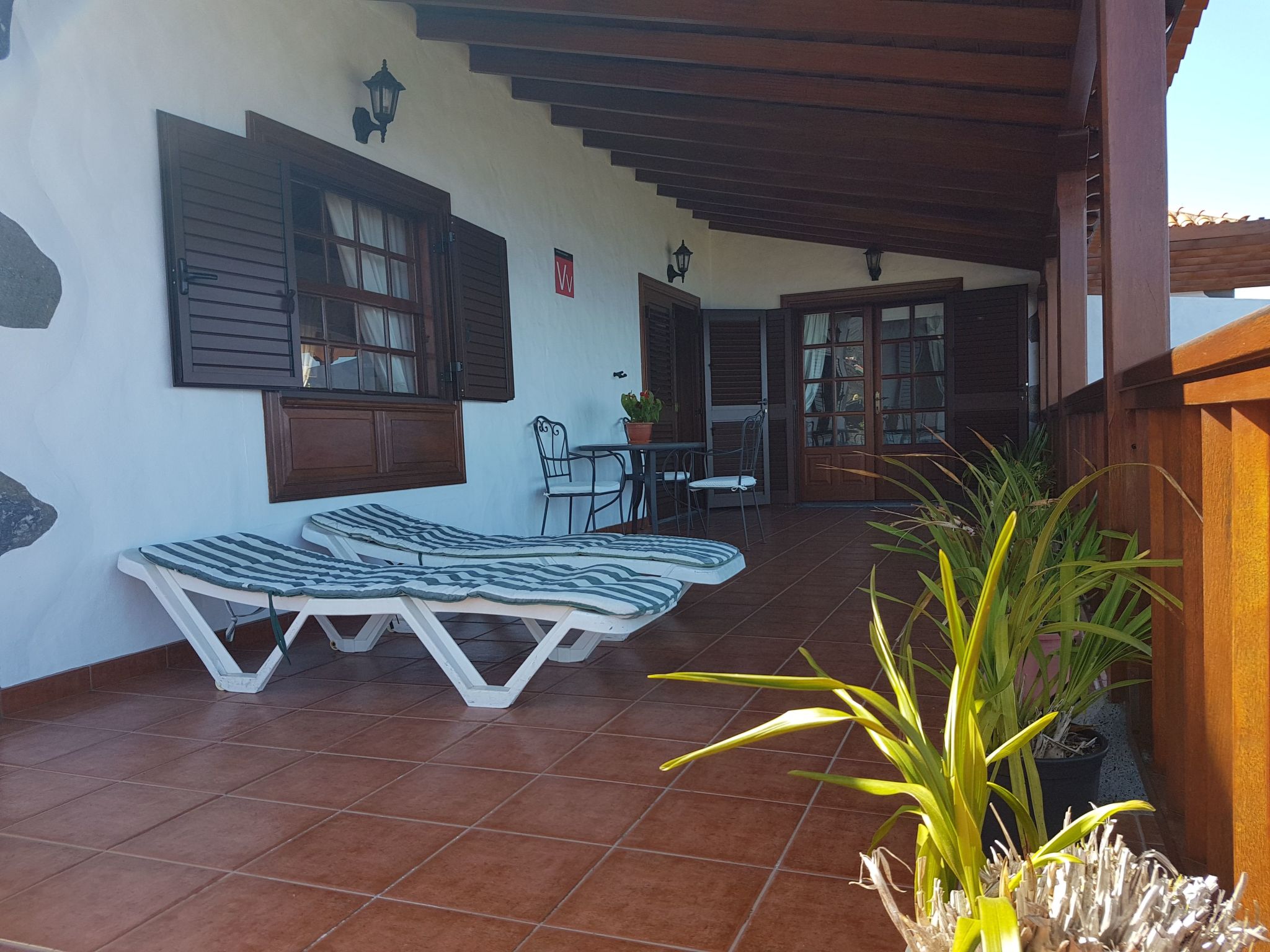 Mit Garten und wunderbarer Aussicht-Binnen