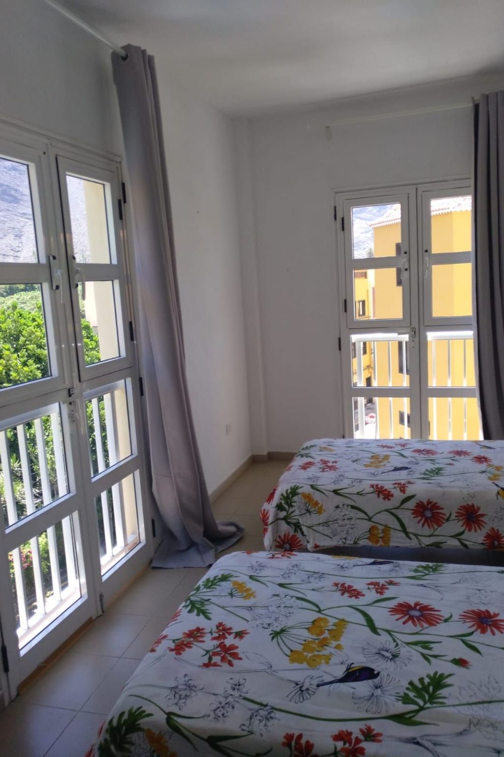 Große Wohnung in Playa De La Calera mit Schönem Balkon - Binnen