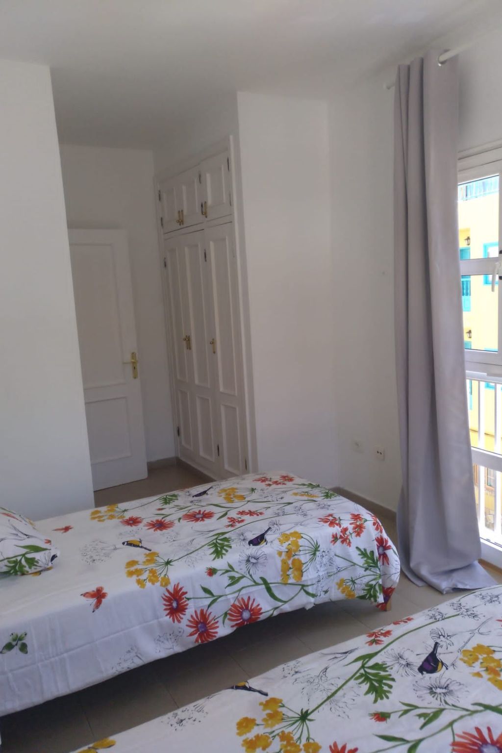 Große Wohnung in Playa De La Calera mit Schönem Balkon - Image-tags.info