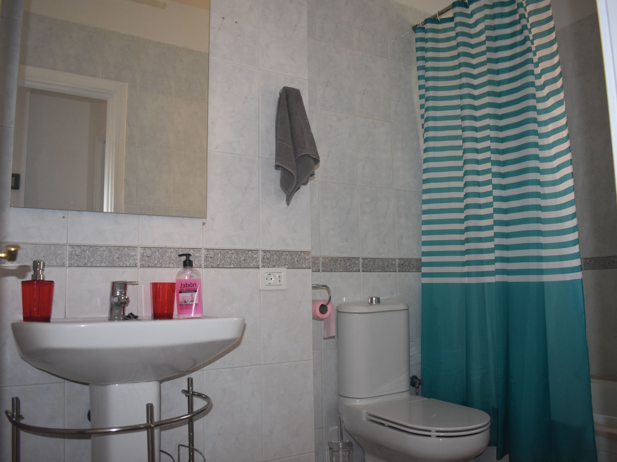 Große Wohnung in Playa De La Calera mit Schönem Balkon - Binnen