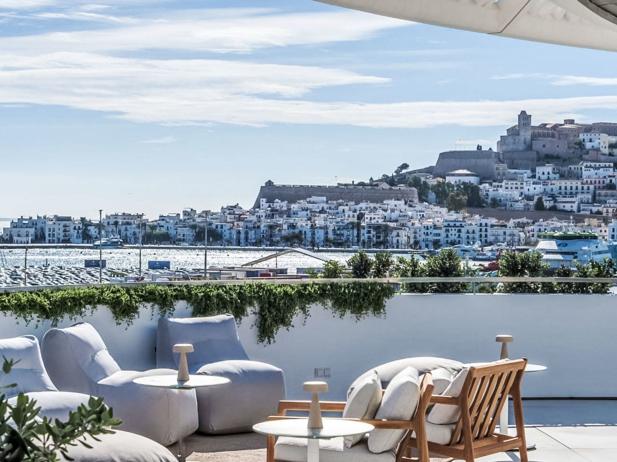 Iconic 4BR Penthouse — Terrace (5 of 31)
