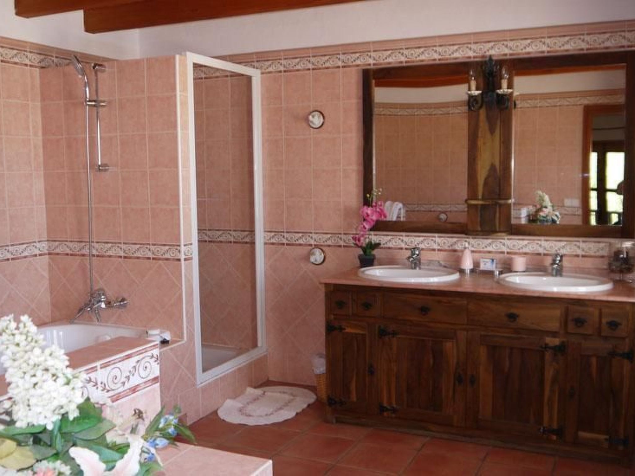 Renoviertes Ferienhaus in Sant Carles De Peralta mit Eigenem Pool-Binnen