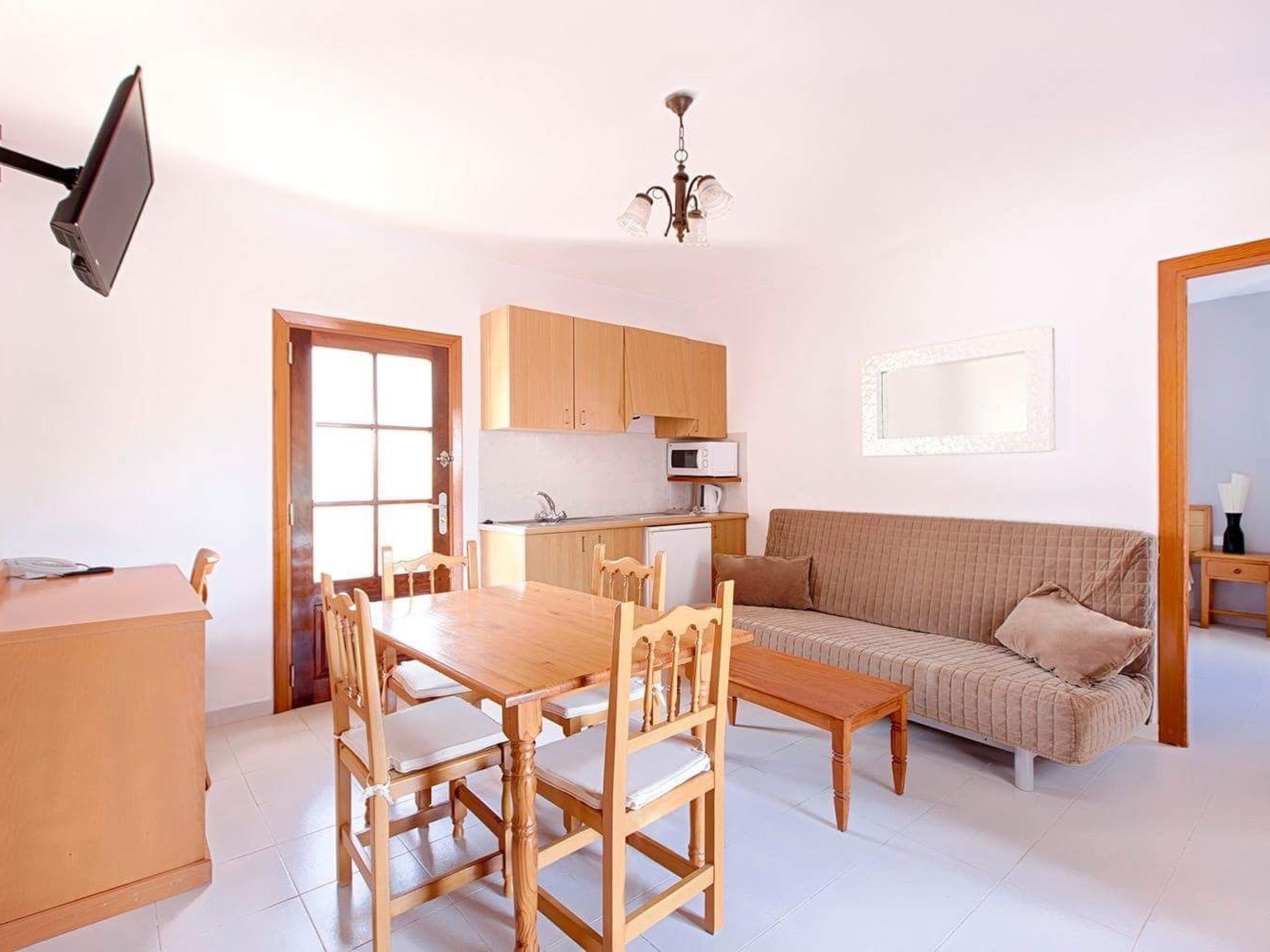 Photo of Appartement mit großem Gemeinschaftspool