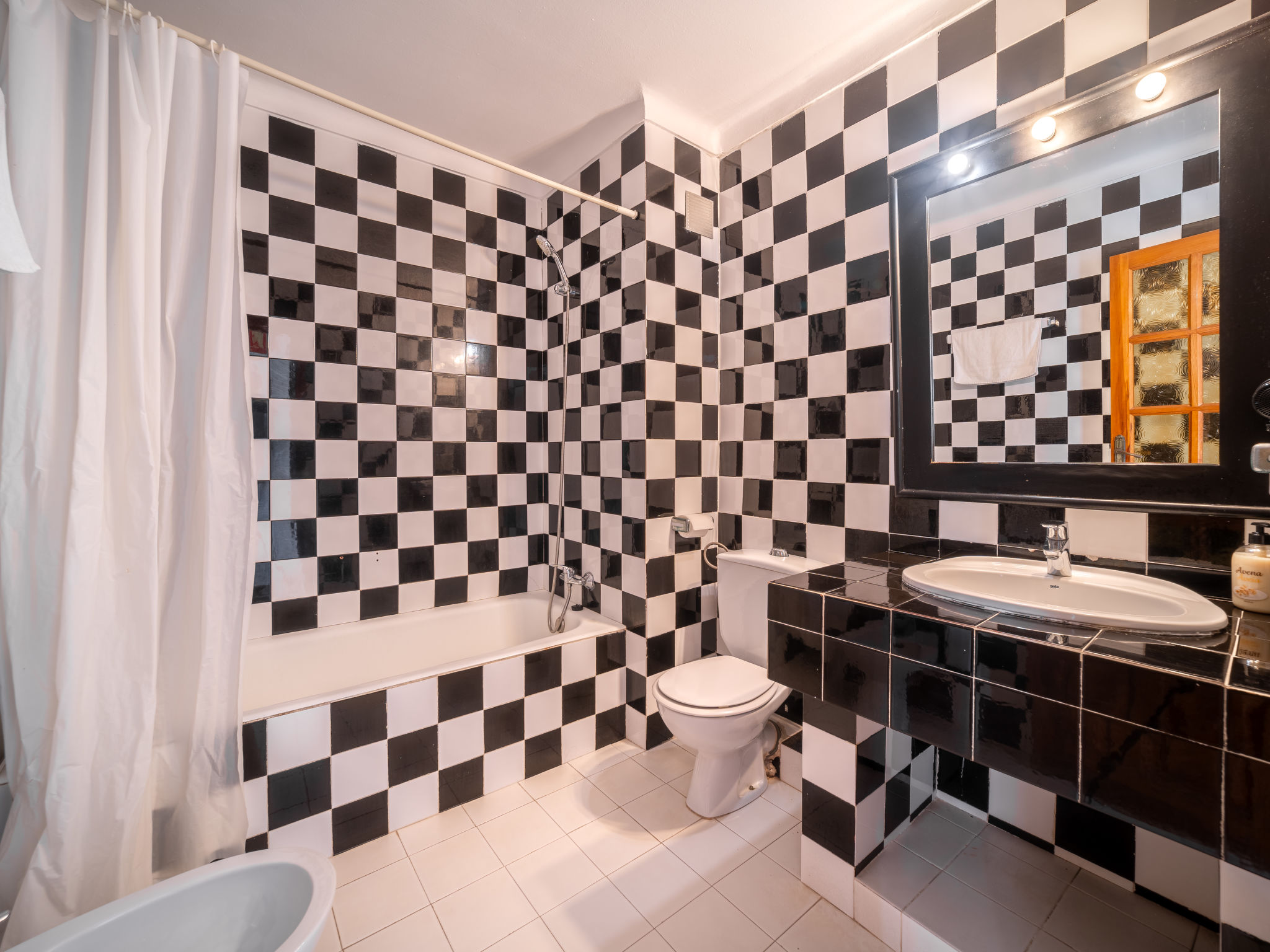 Es Grop Vista Mar-Dedans