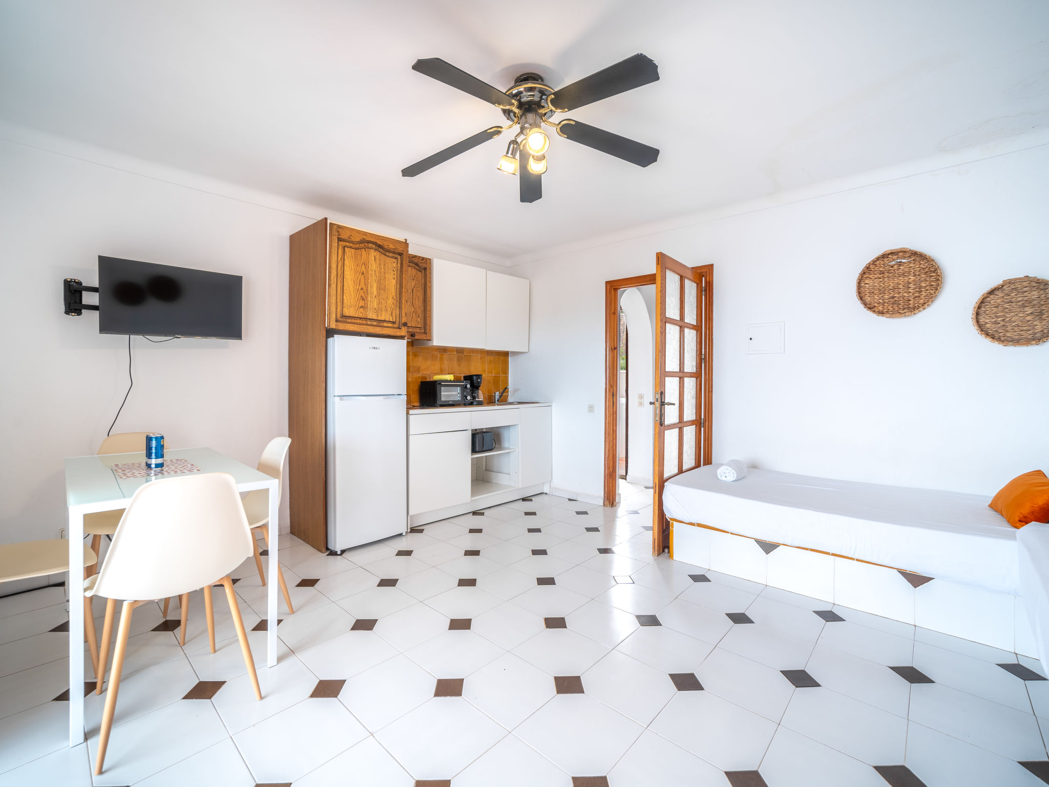 Es Grop Vista Mar-Dedans