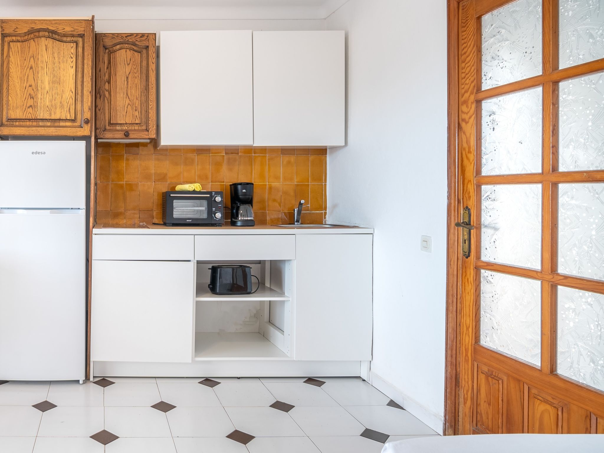 Es Grop AVista Mar-Binnen