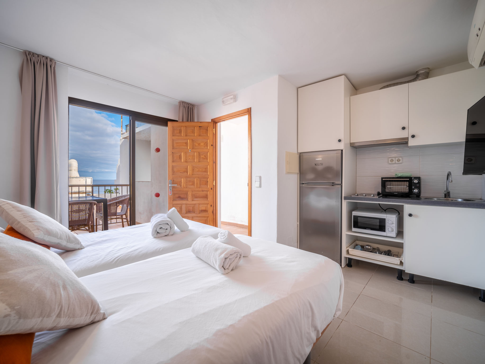 Es Grop Est. Vista Mar-Binnen