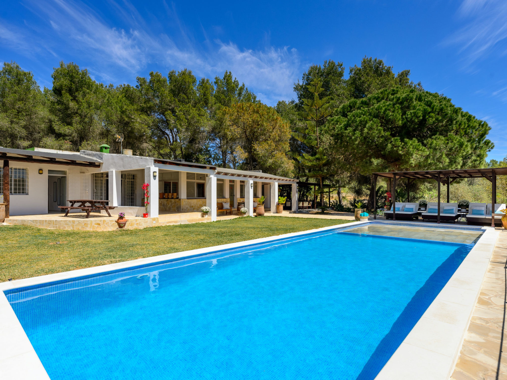 Vakantiehuis met privé zwembad in Sant Joan de Labritja (Spanje) voor 14 personen