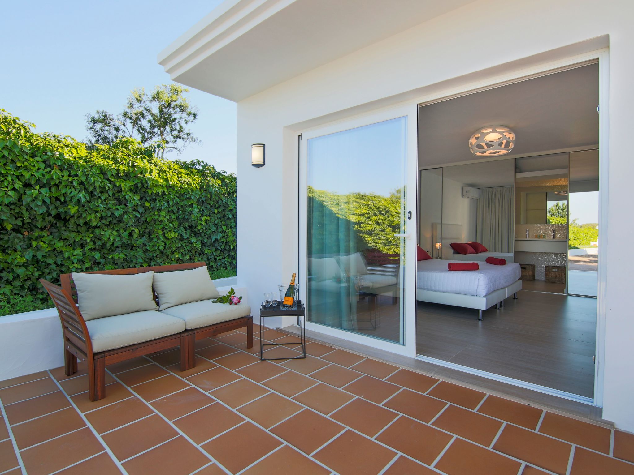 Villa Can Raes-Inside