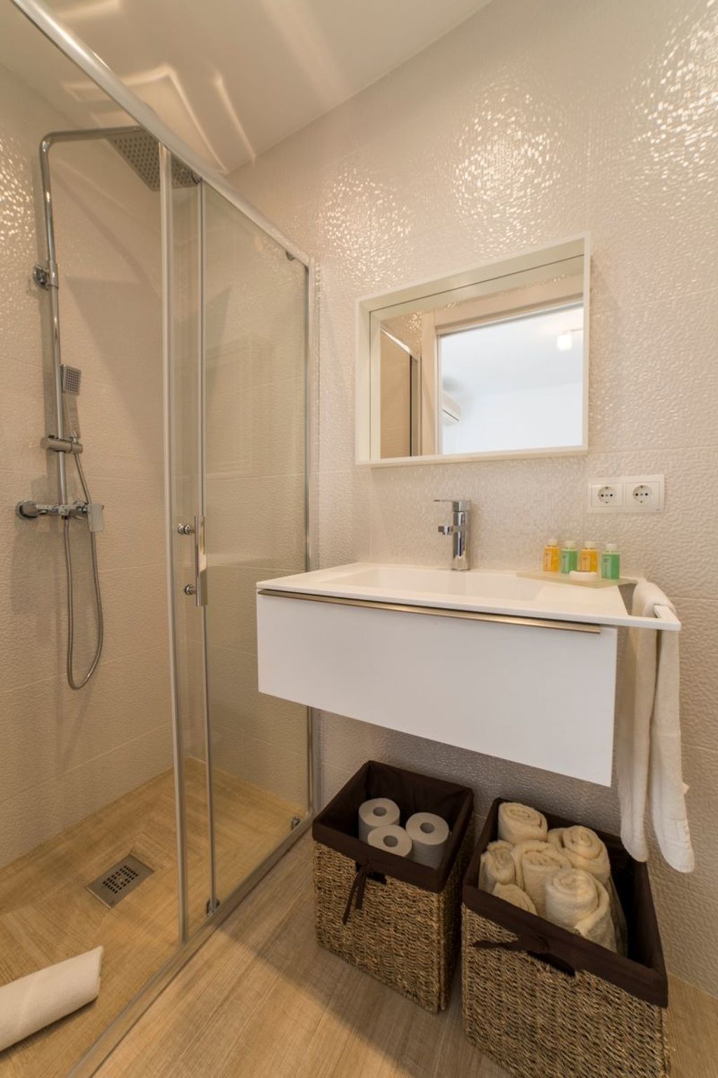 Villa Can Raes-Inside