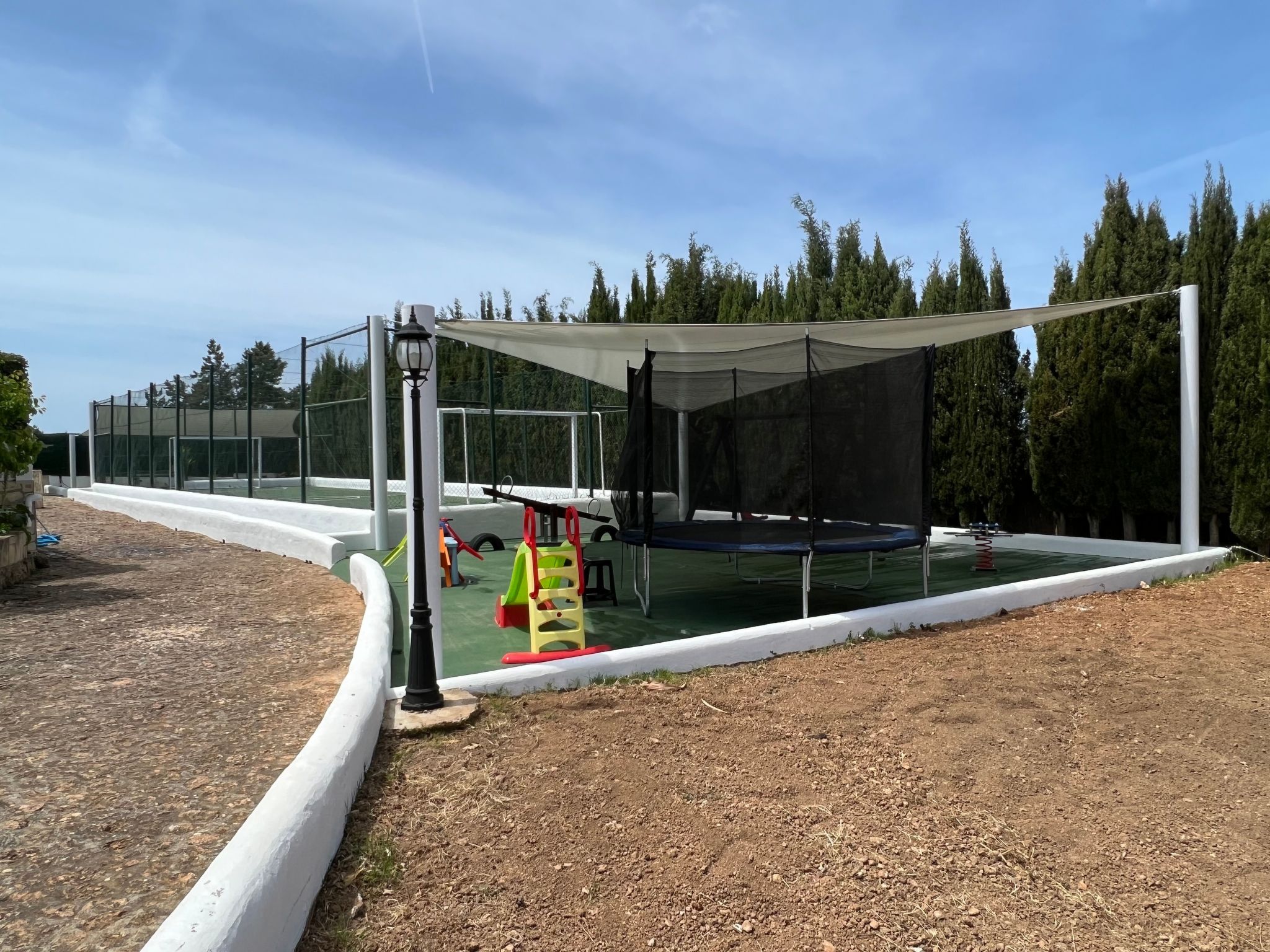 Villa Can Raes-Inside