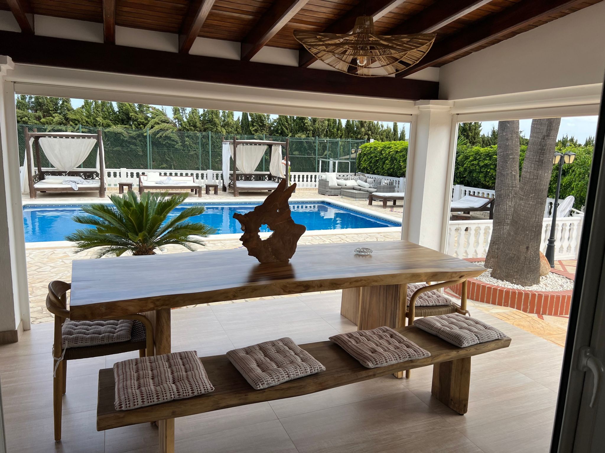 Villa Can Raes-Inside