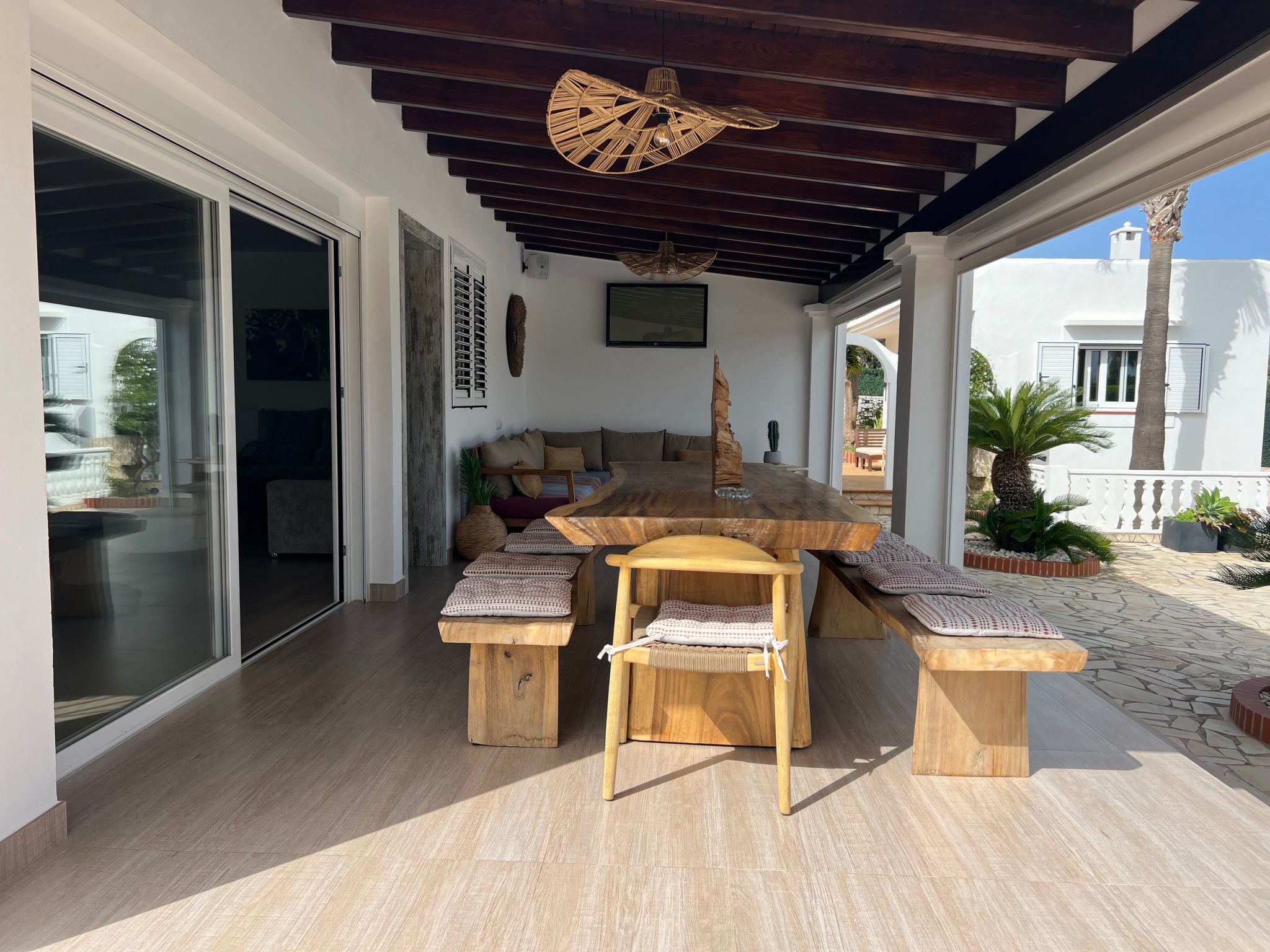 Villa Can Raes-Inside