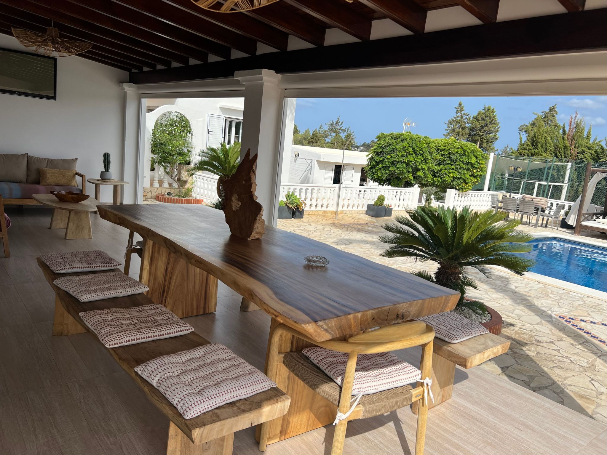 Villa Can Raes-Inside