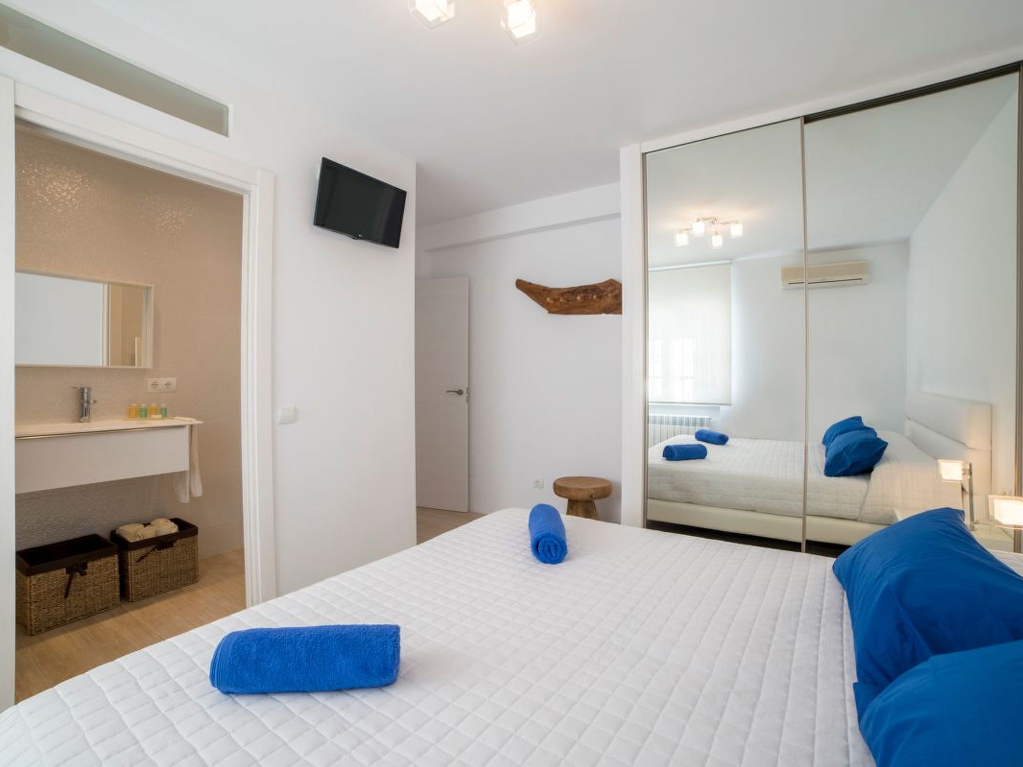 Unknown Accommodation - Inside