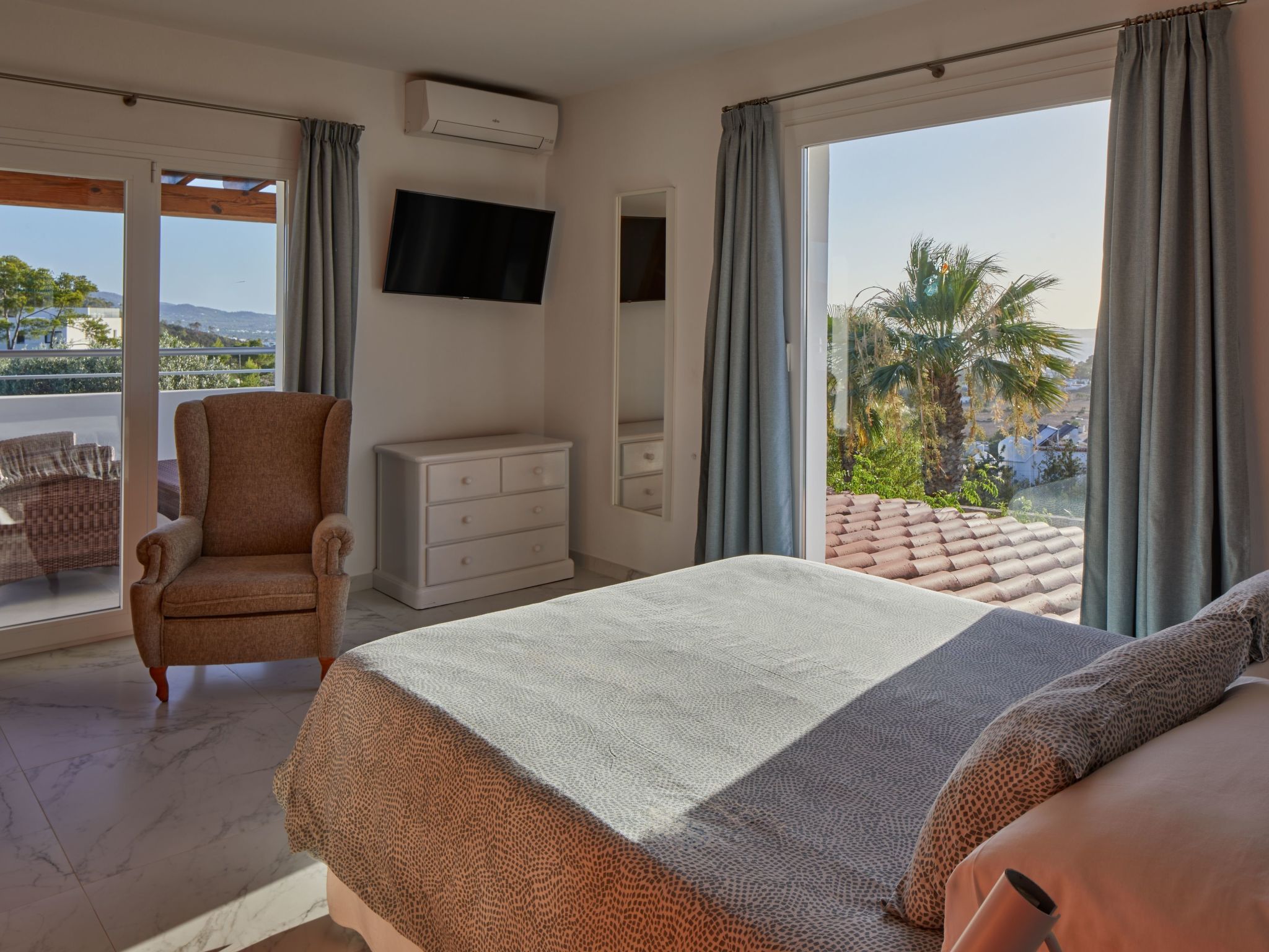 Villa Can Joan I Fantastische Aussicht auf den Sonnenuntergang-Binnen