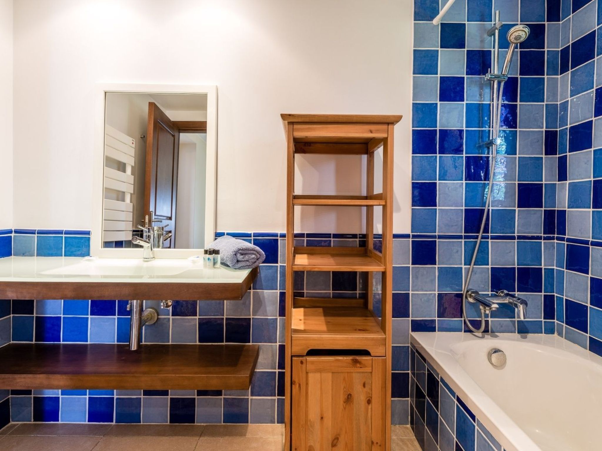 Villa in der Nähe des Zentrums und des Meeres-Drinnen