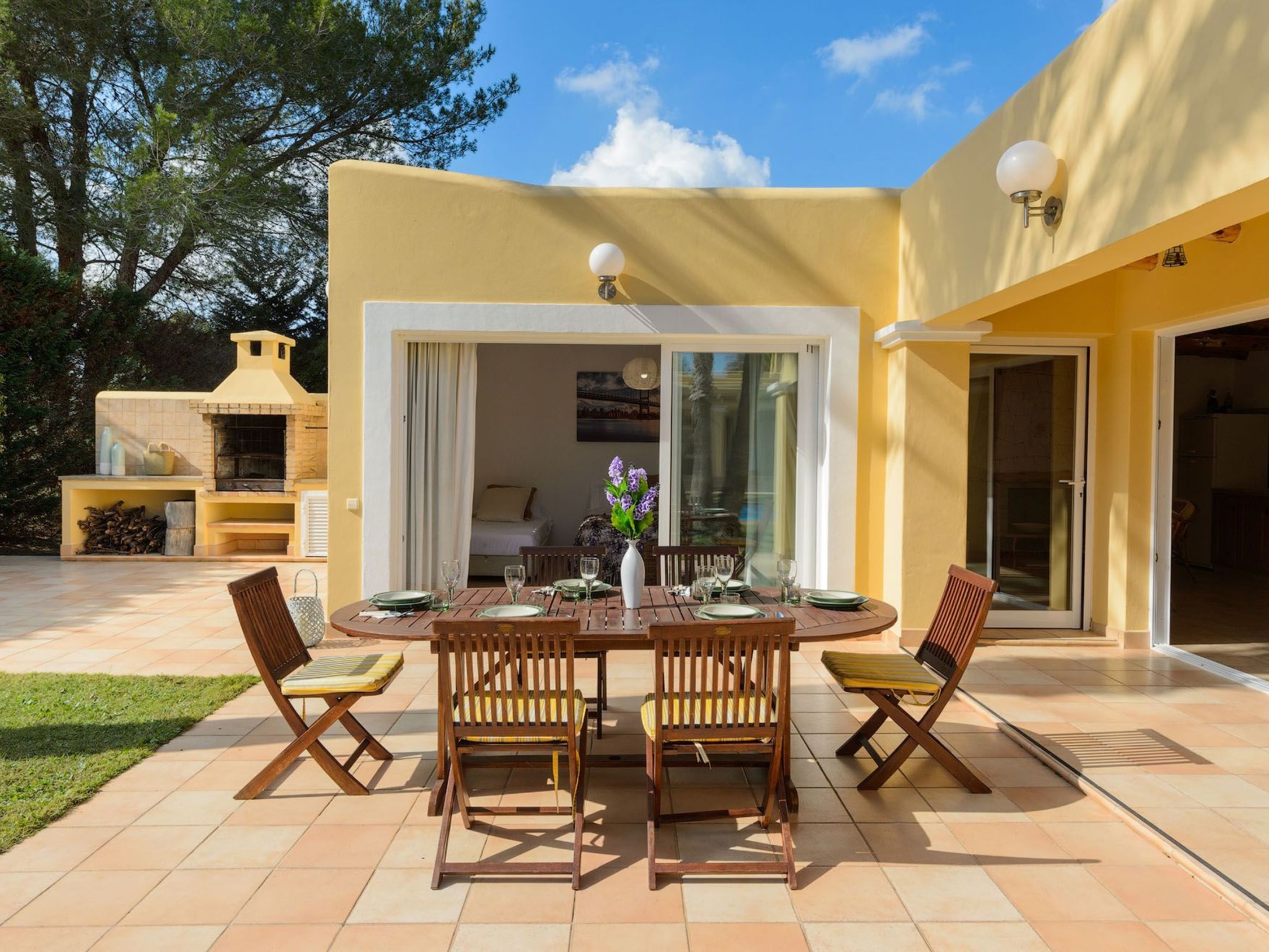 Photo of Schöne Villa Belvedere mit 4 Schlafzimmern, 3 Bädern, beheiztem Pool, zwei Whir