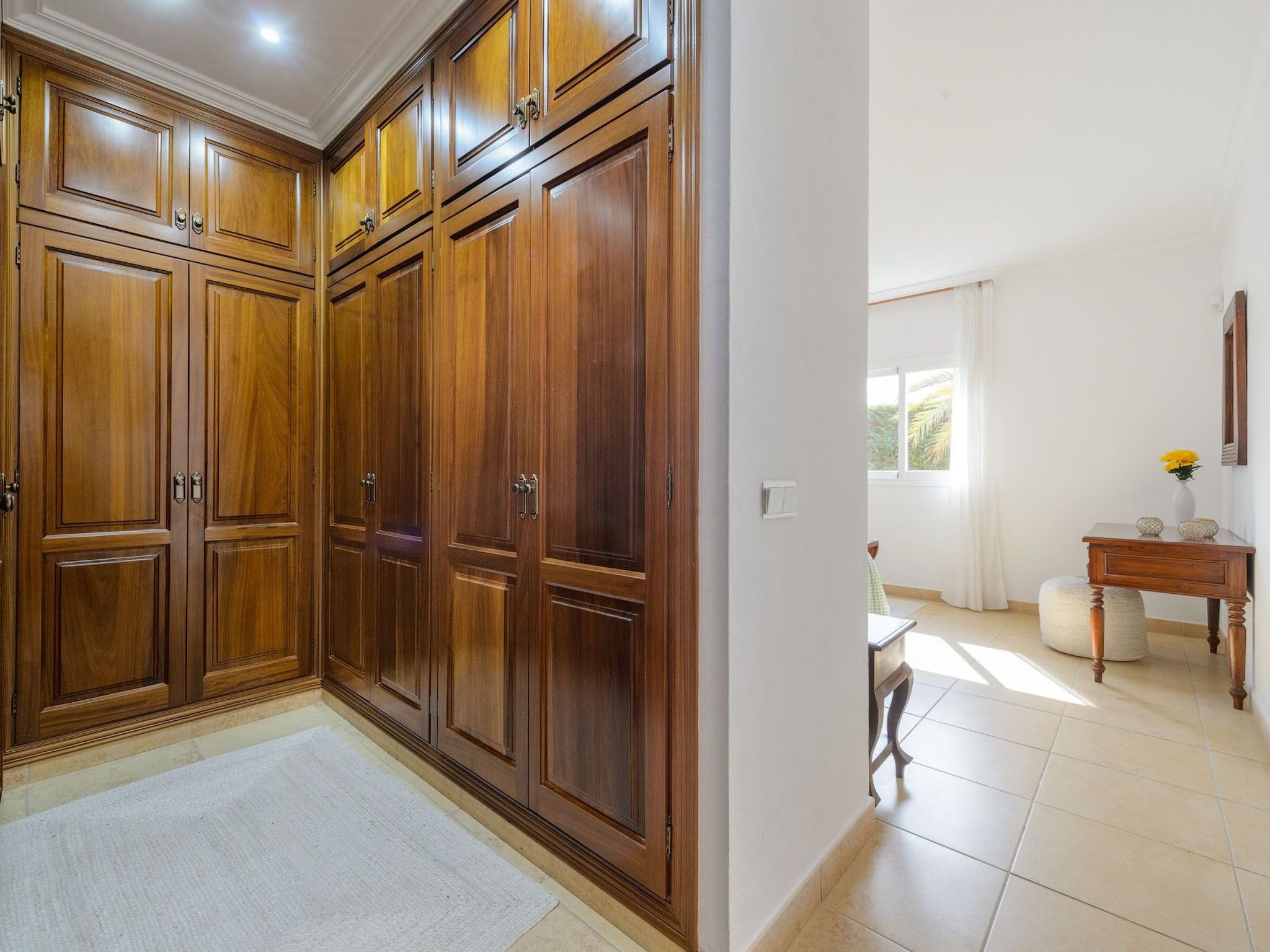 Photo of Schöne Villa Belvedere mit 4 Schlafzimmern, 3 Bädern, beheiztem Pool, zwei Whir