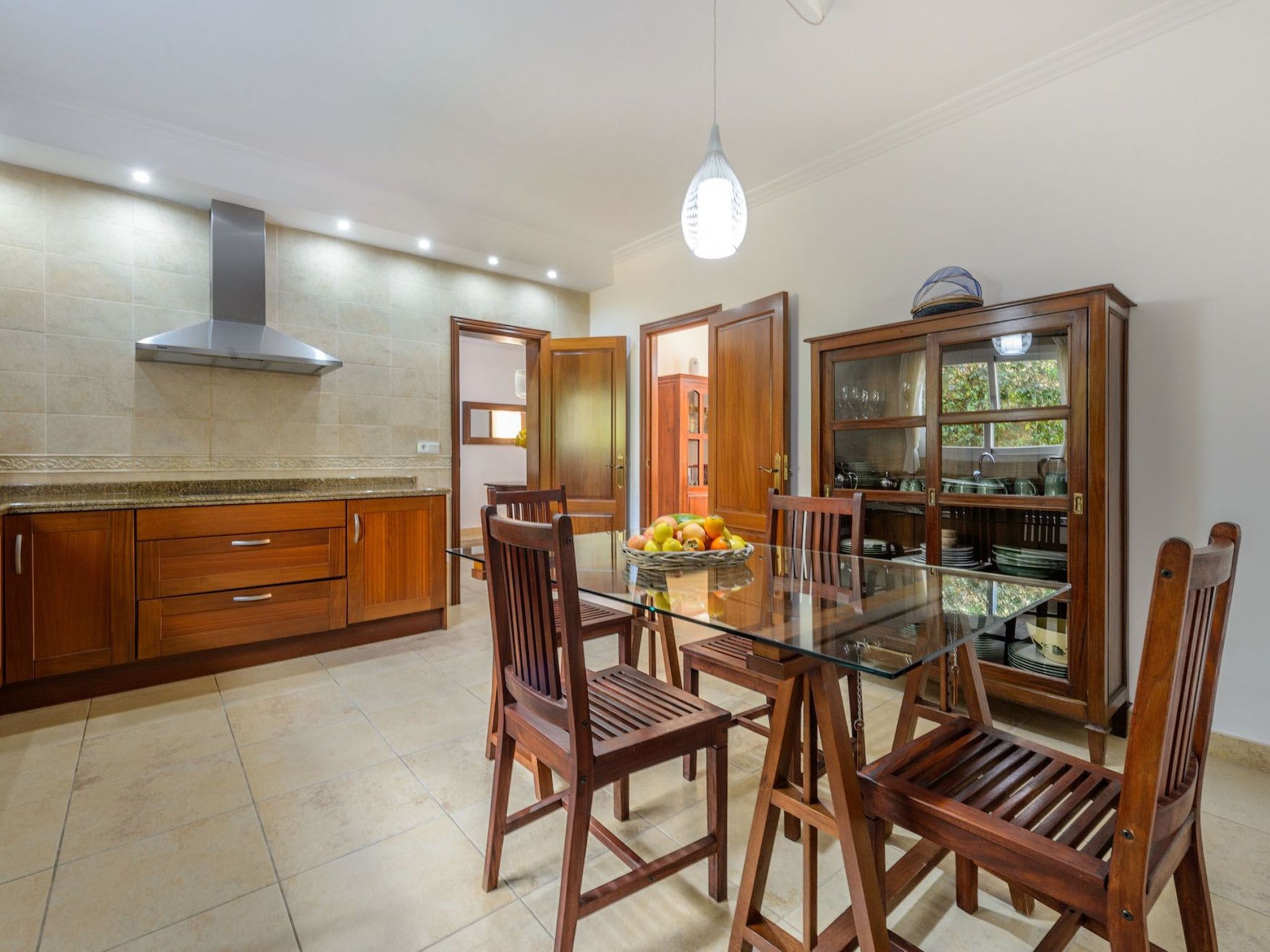 Photo of Schöne Villa Belvedere mit 4 Schlafzimmern, 3 Bädern, beheiztem Pool, zwei Whir