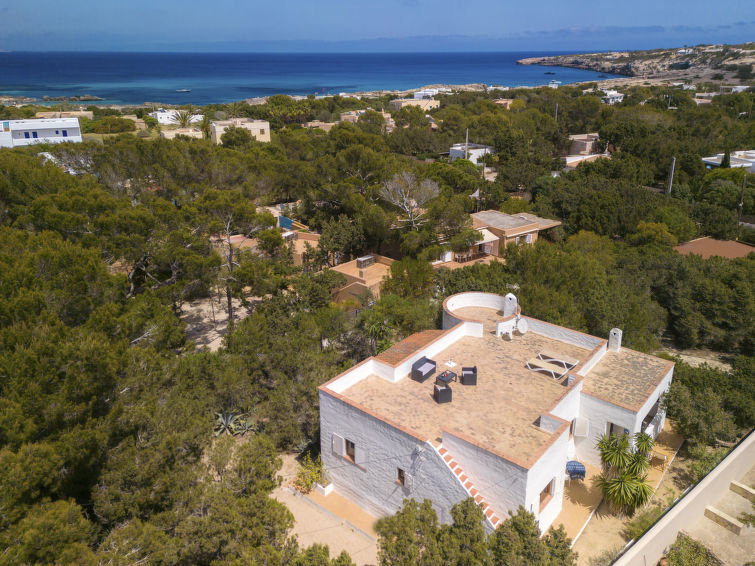 Search and Stay Destinations. Holidays Rentals in Es Pujols, Balearic Islands - Balearic Islands - Spain