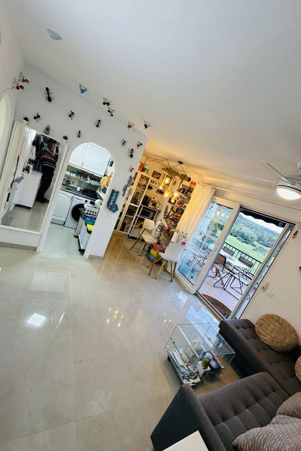 Mit Pool, umgeben von Natur-Inside