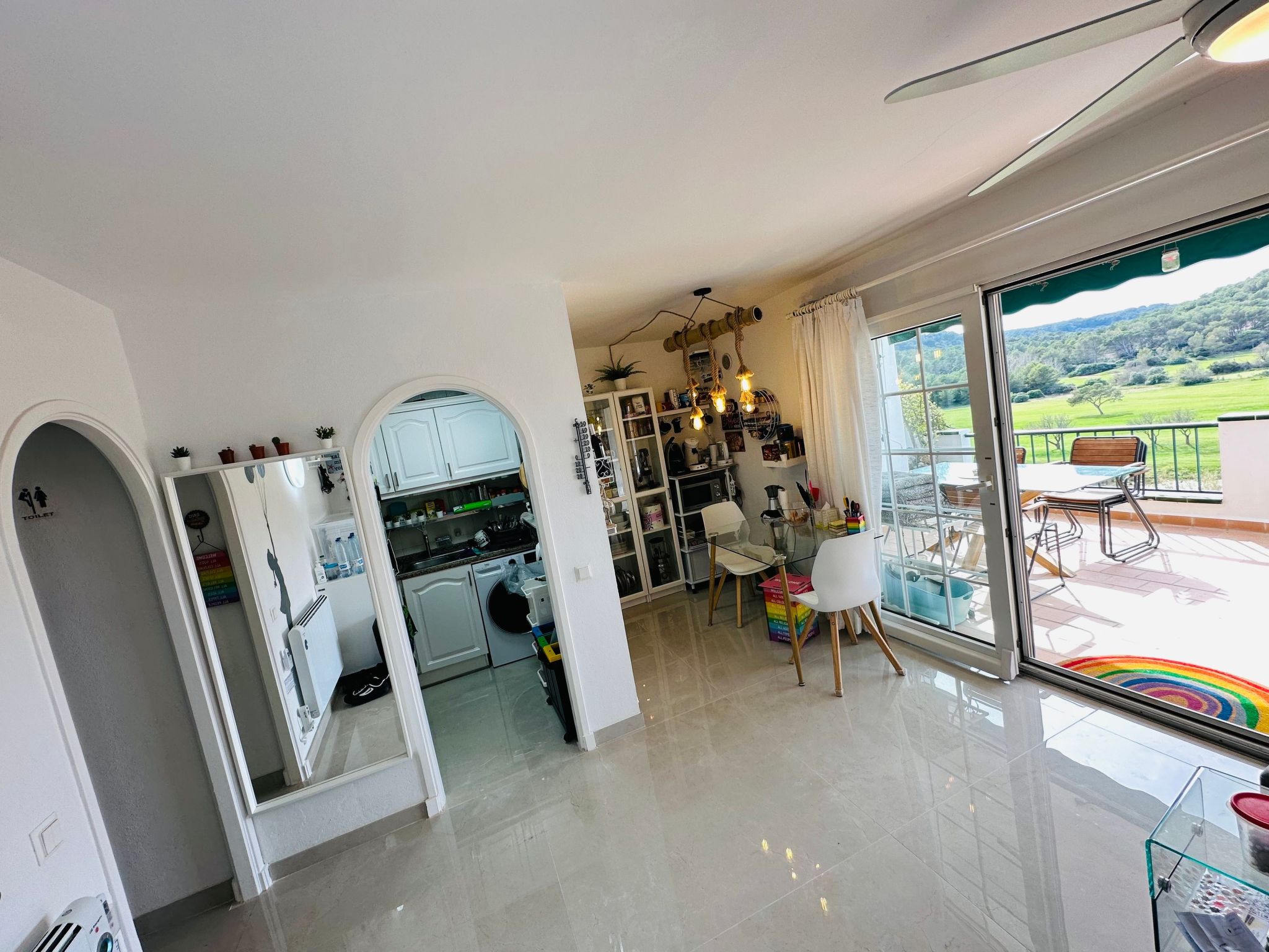 Mit Pool, umgeben von Natur-Inside