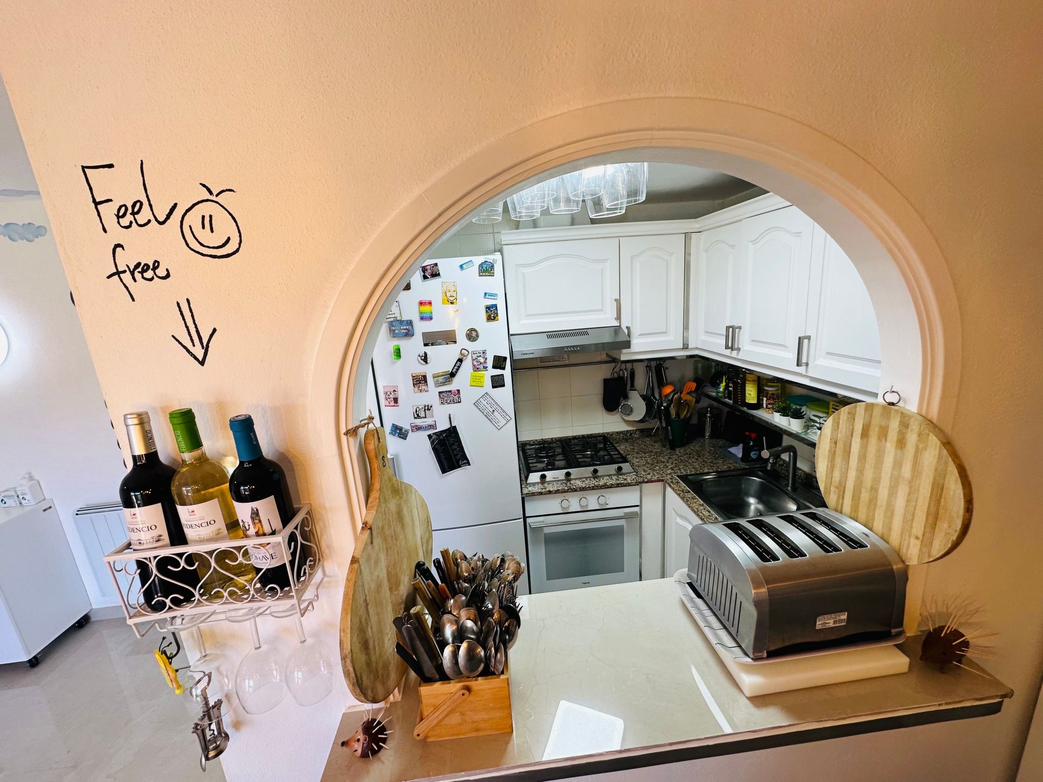 Mit Pool, umgeben von Natur-Inside