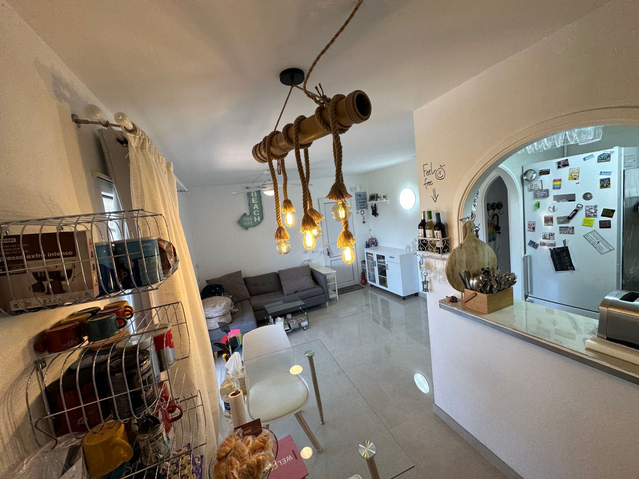 Mit Pool, umgeben von Natur-Inside