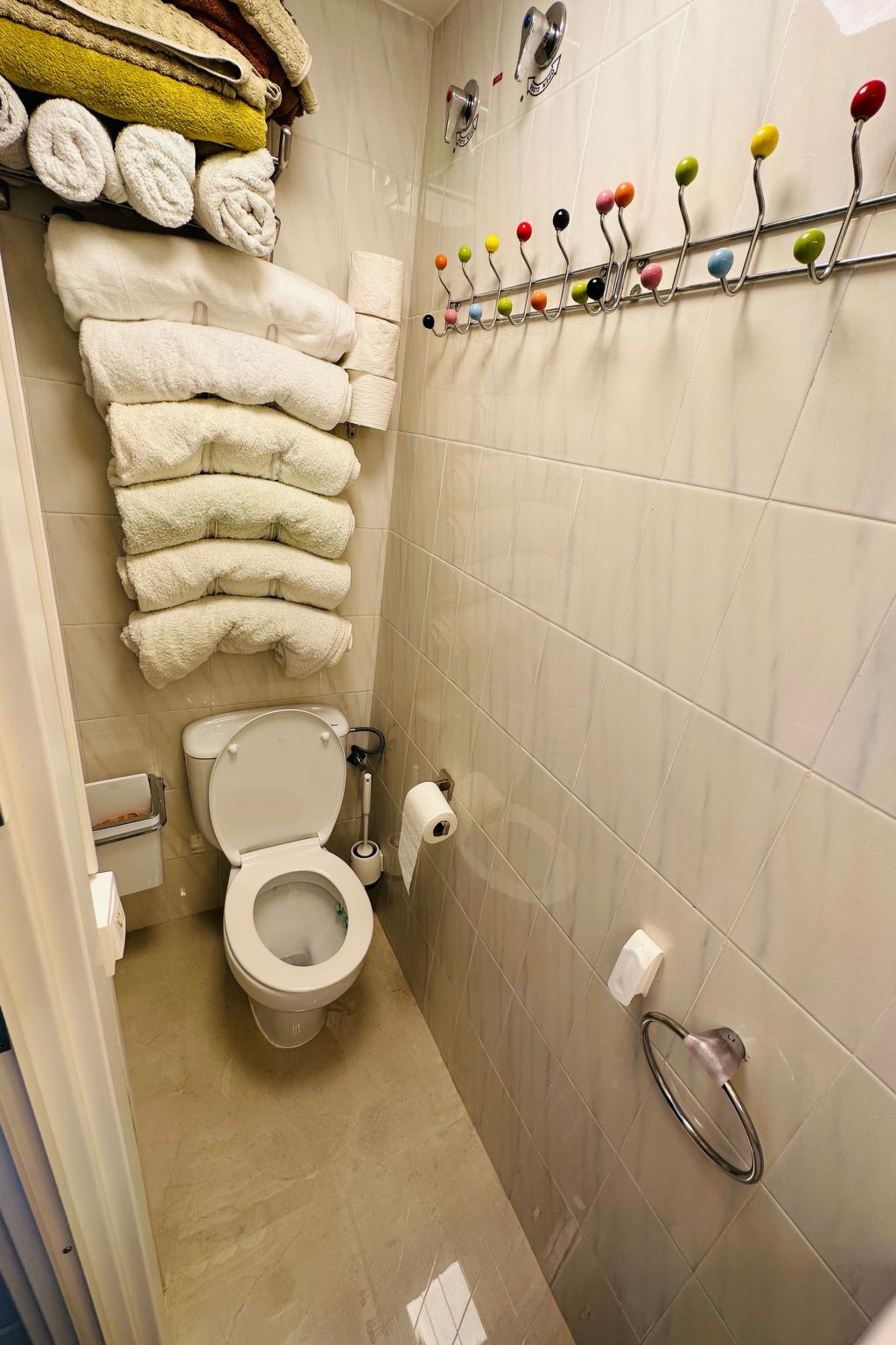 Mit Pool, umgeben von Natur-Inside