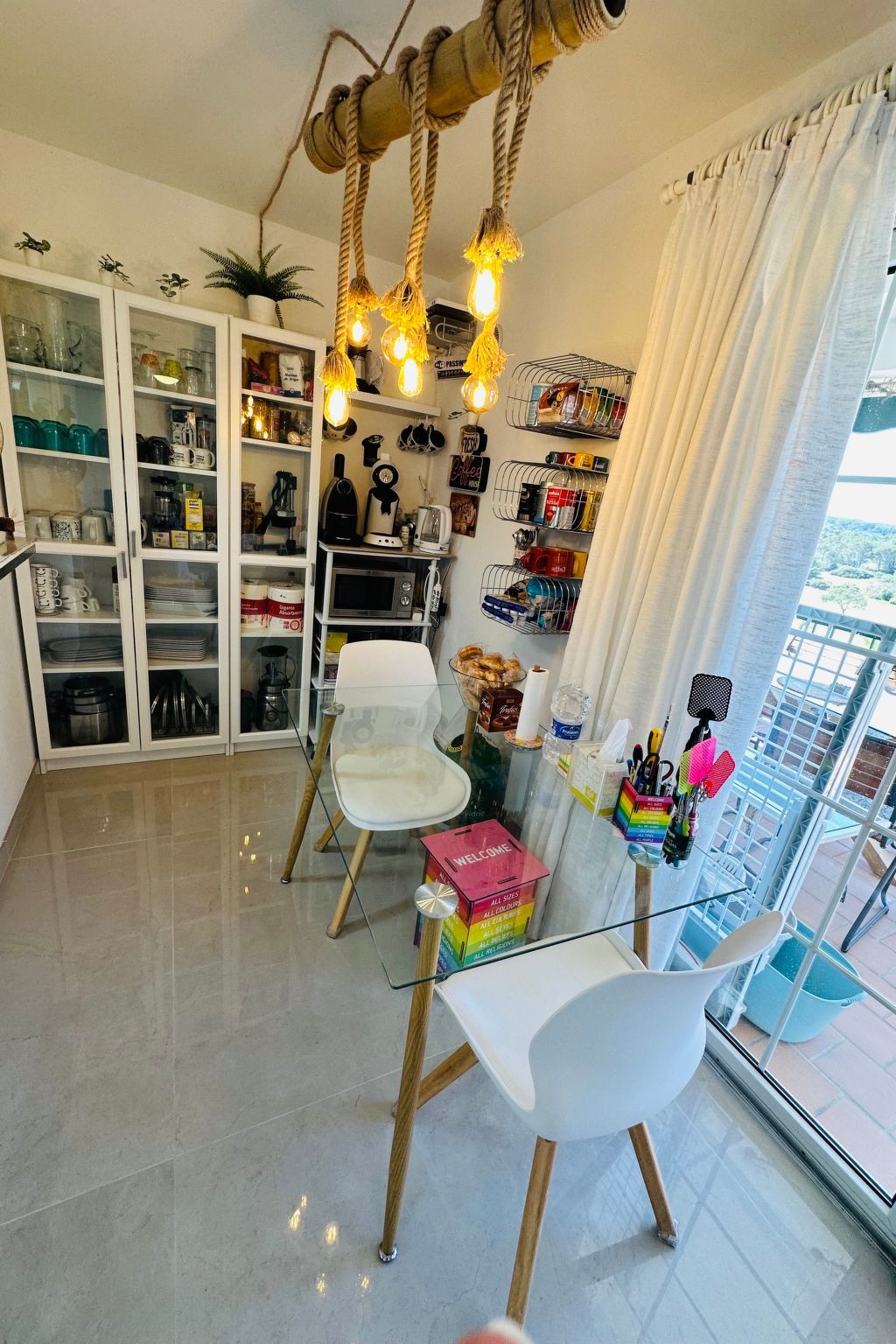 Mit Pool, umgeben von Natur-Inside