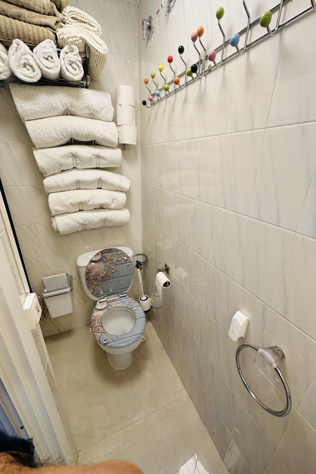 Mit Pool, umgeben von Natur-Inside