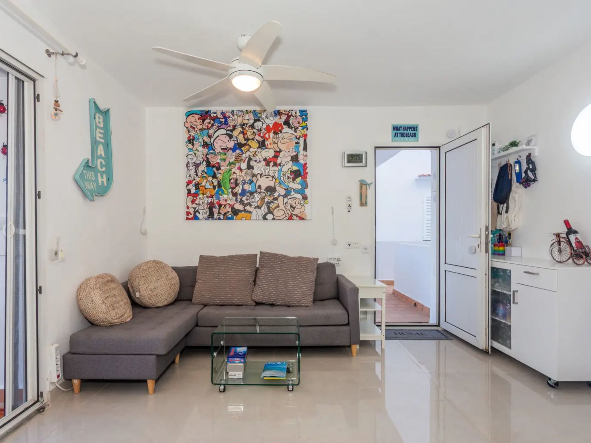 Mit Pool, umgeben von Natur-Inside