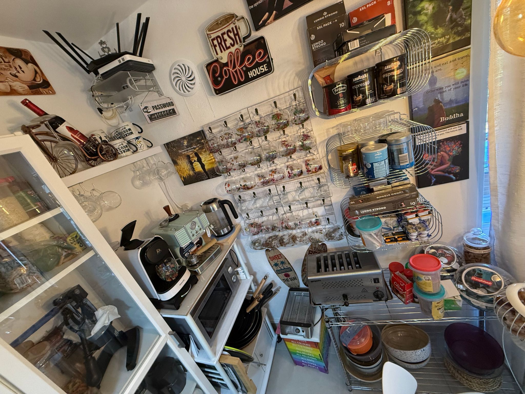 Mit Pool, umgeben von Natur-Inside