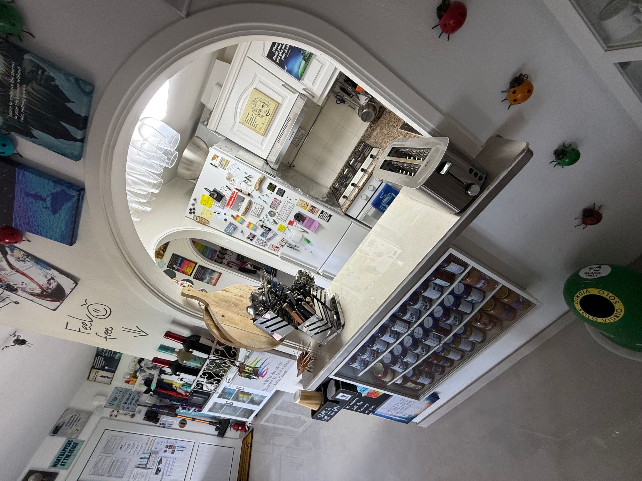 Mit Pool, umgeben von Natur-Inside