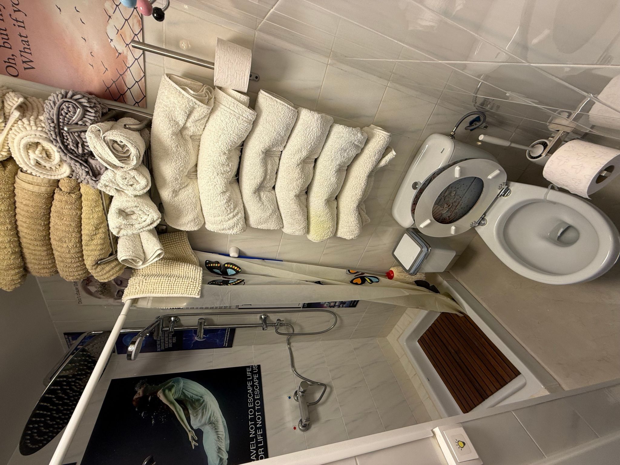 Mit Pool, umgeben von Natur-Inside