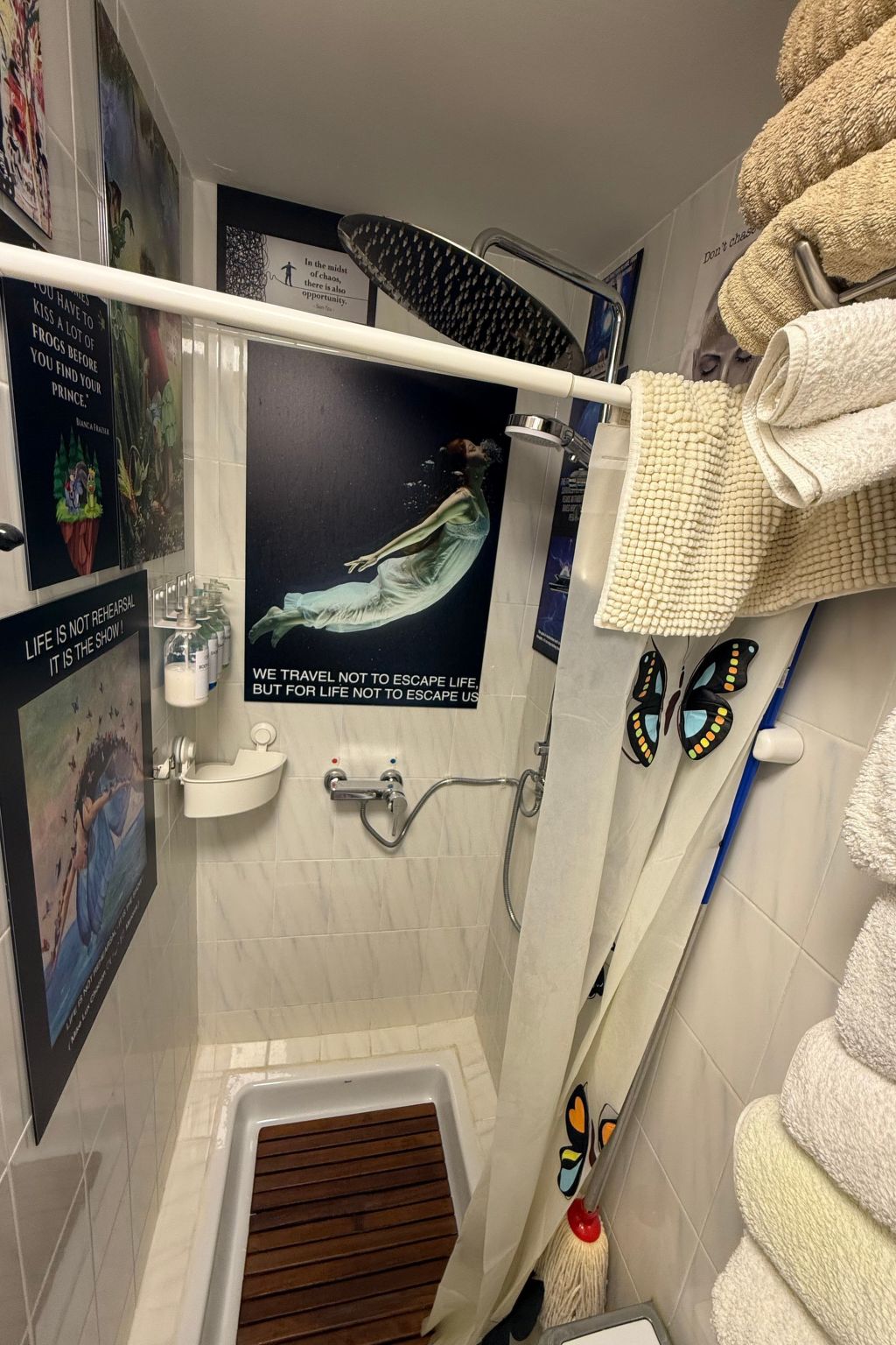 Mit Pool, umgeben von Natur-Inside