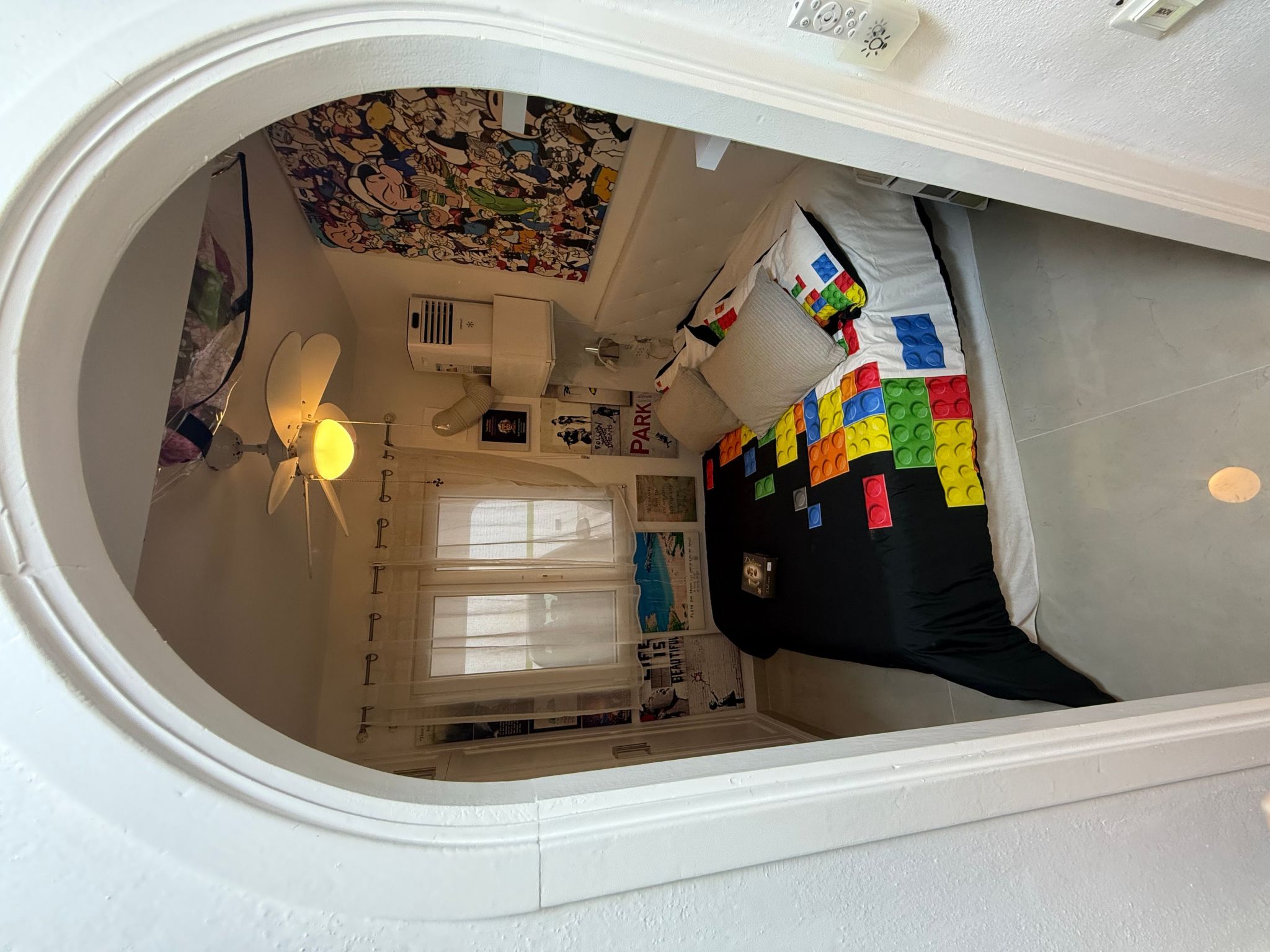 Mit Pool, umgeben von Natur-Inside