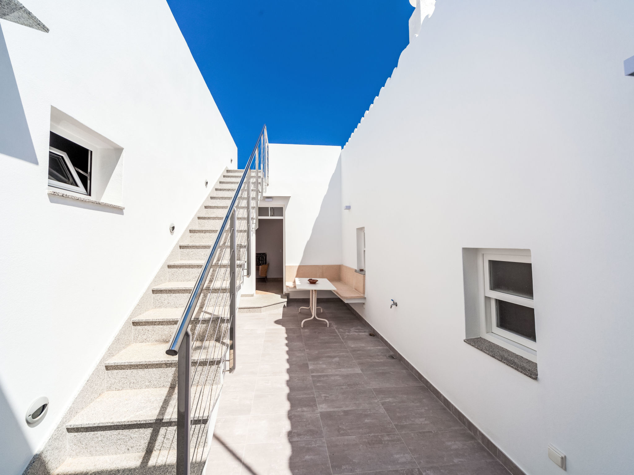Ficula Vell Villa am Meer mit privatem Pool - Draußen