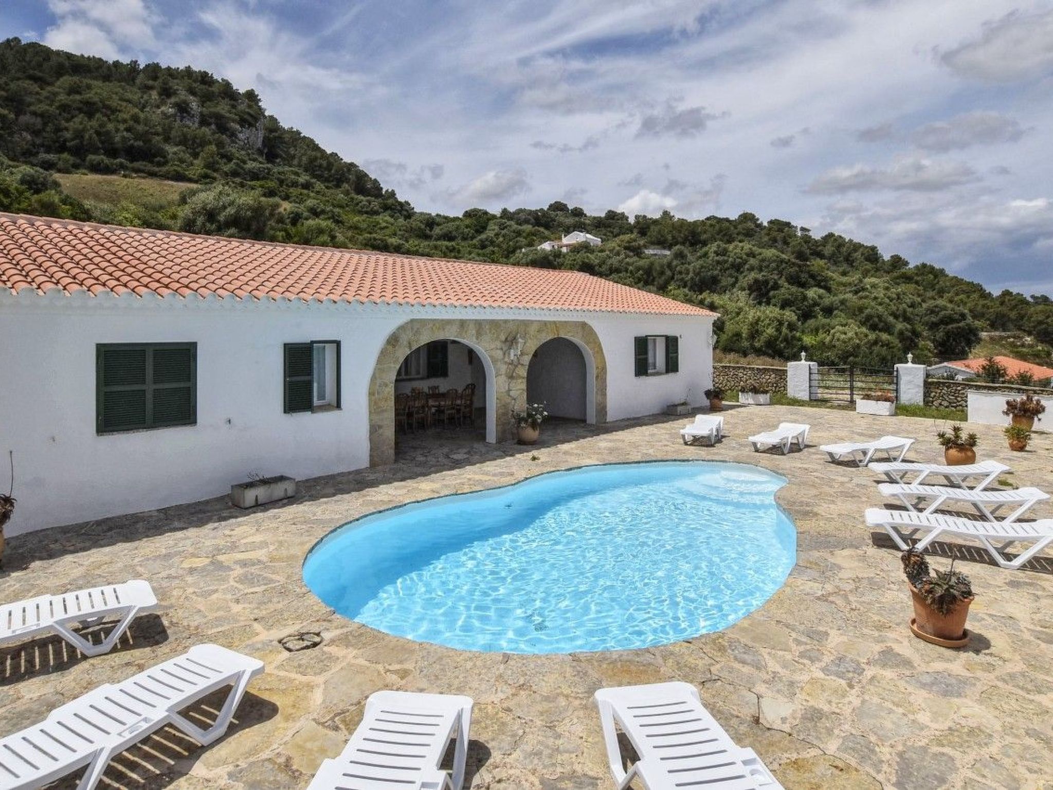 Wunderschönes Landhaus im Landhausstil mit Pool auf dem Land, in der Nähe von M